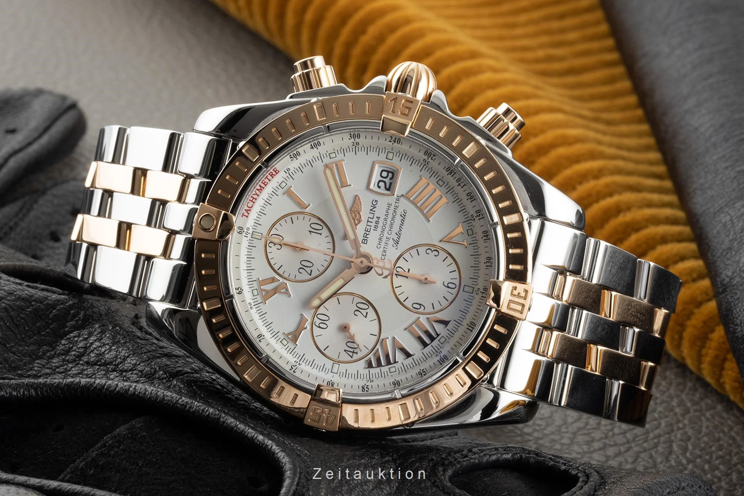 Breitling Chronomat chronograph steel / gold automatic men's watch C13356 LP: 12950EUR  [2303921] - Image 2