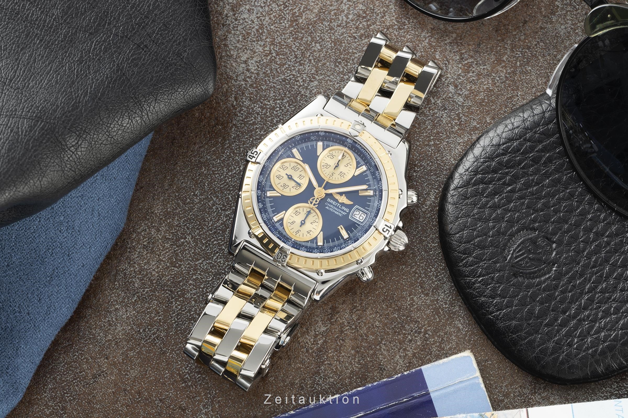 Breitling Chronomat chronograph steel / gold automatic men's watch D13050.1  [2201047] - Image 2