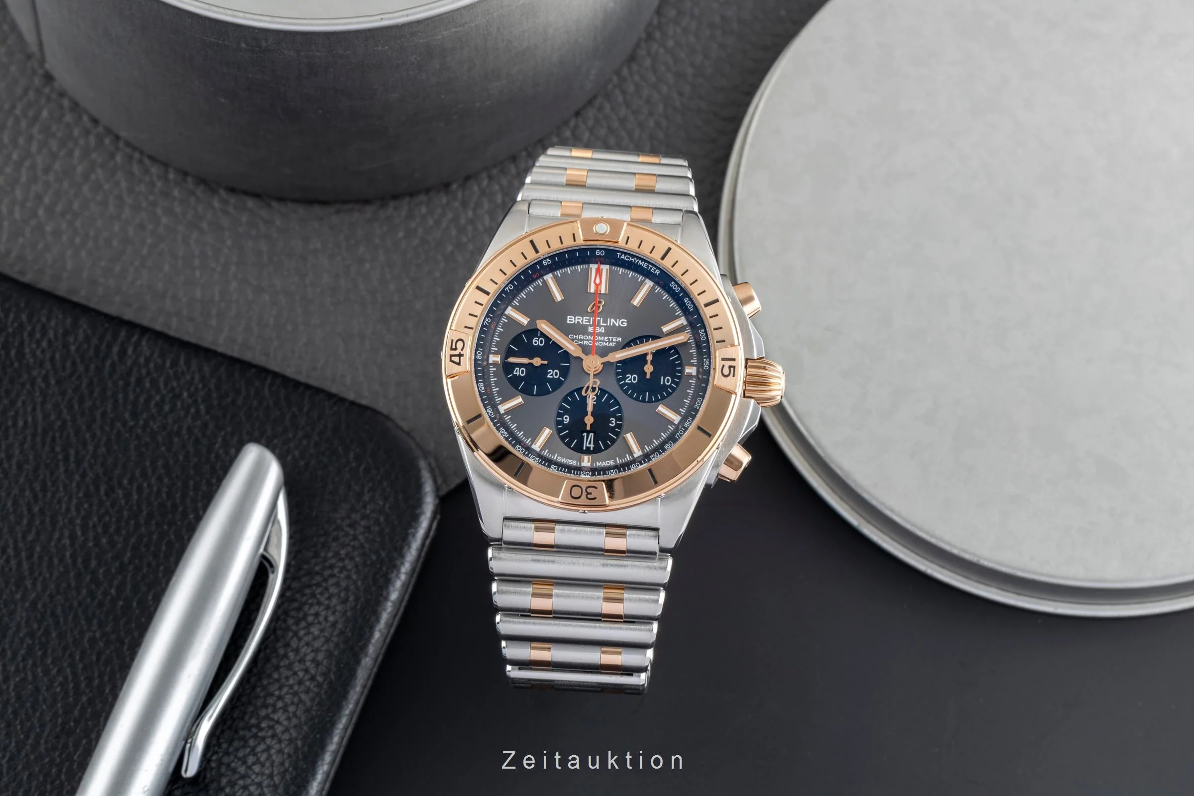 Breitling Chronomat chronograph steel / gold automatic men's watch UB0134101B1U1 LP: 13400EUR  [2503674] - Image 4
