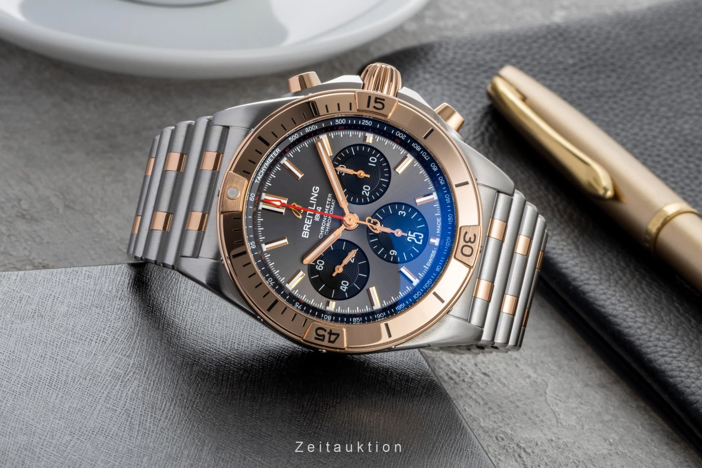 Breitling Chronomat chronograph steel / gold automatic men's watch UB0134101B1U1 LP: 14200EUR  [2600722] - Image 3