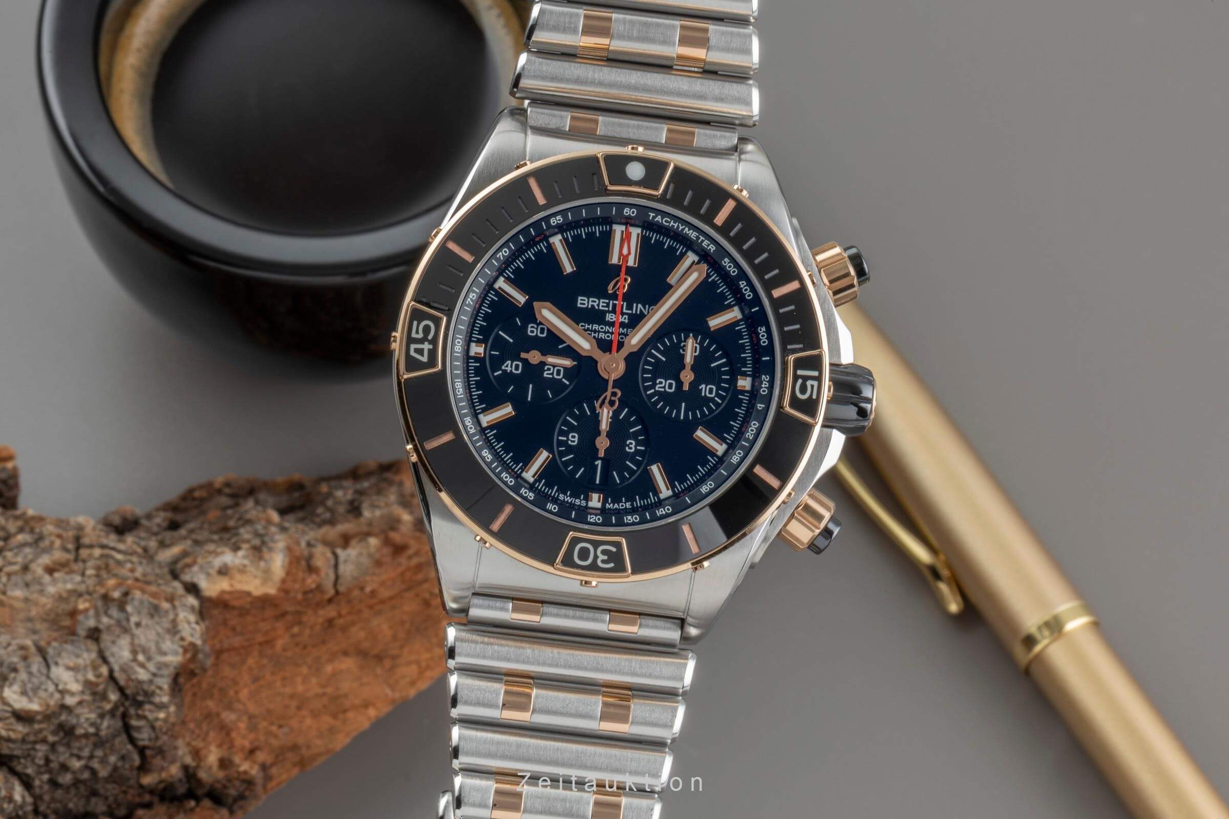 Breitling Chronomat chronograph steel / gold automatic men's watch UB0136251B1U1 LP: 15200EUR  [2502336] - Image 2