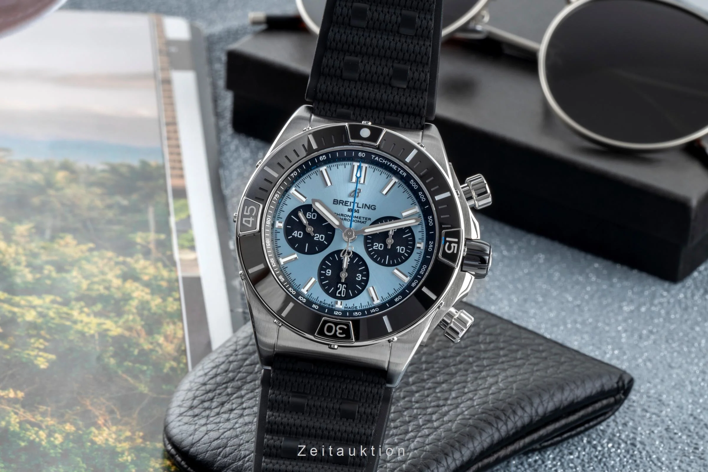 Breitling Chronomat chronograph steel / platinium automatic men's watch PB0136251C1S1 LP: 12650EUR  [2506709] - Image 2