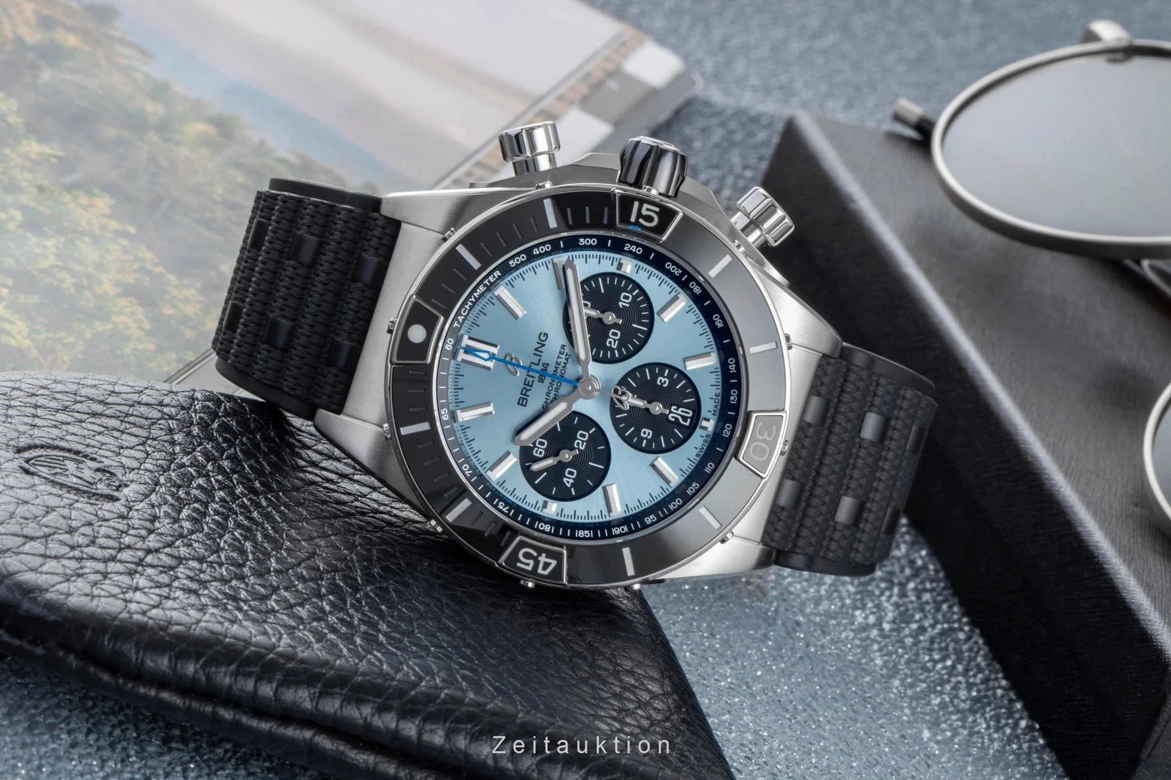 Breitling Chronomat chronograph steel / platinium automatic men's watch PB0136251C1S1 LP: 12650EUR  [2506709] - Image 3