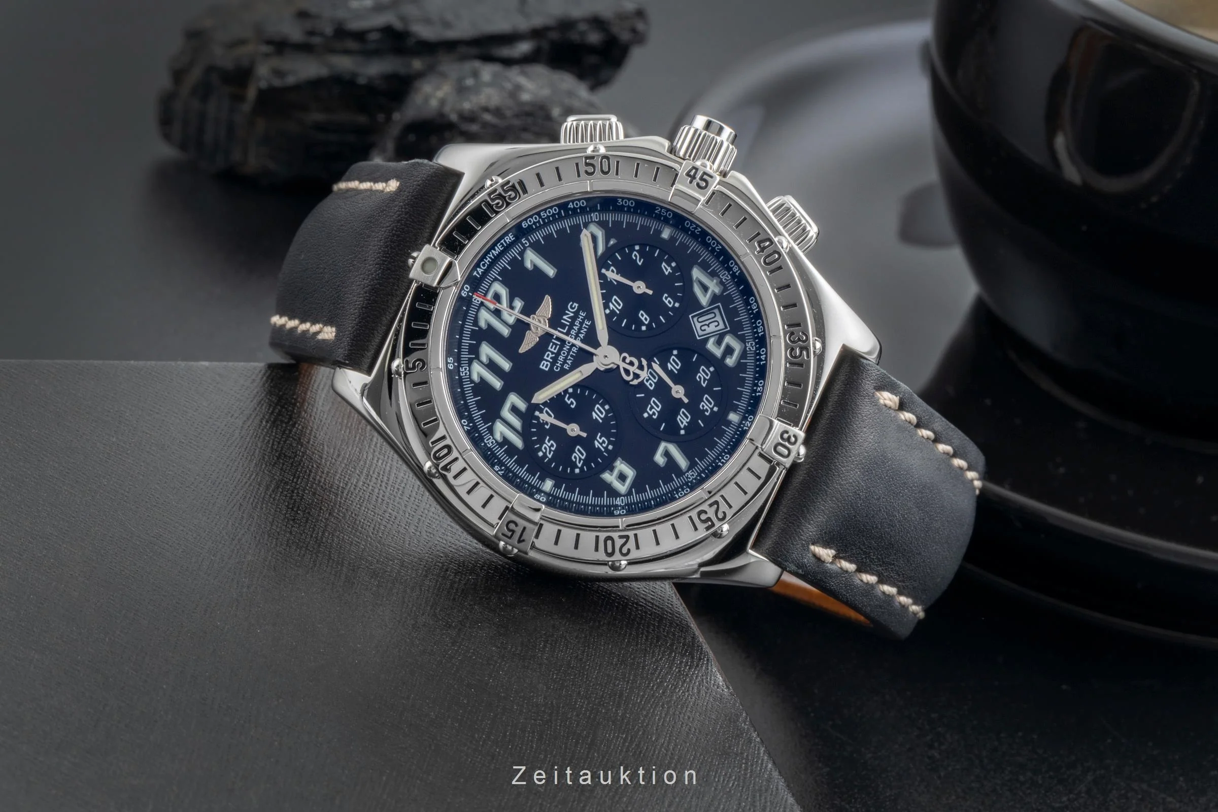 Breitling Chronomat chronograph steel quartz men's watch A69048  [2506647] - Image 3