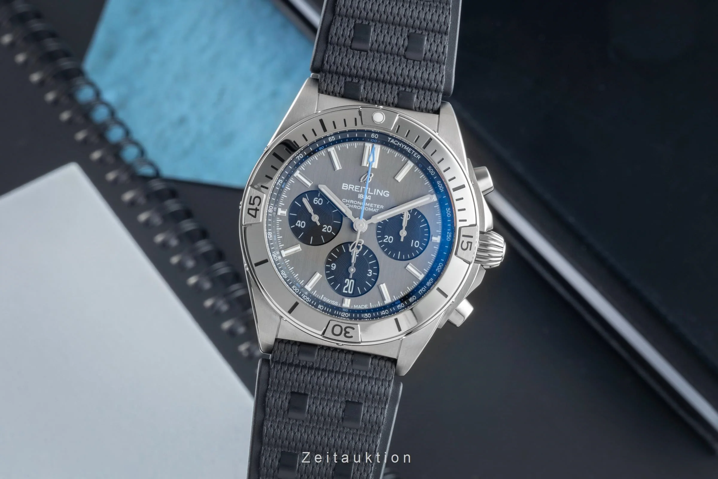Breitling Chronomat chronograph titanium automatic men's watch EB0134101M1S1 LP: 9800EUR  [2505624] - Image 2