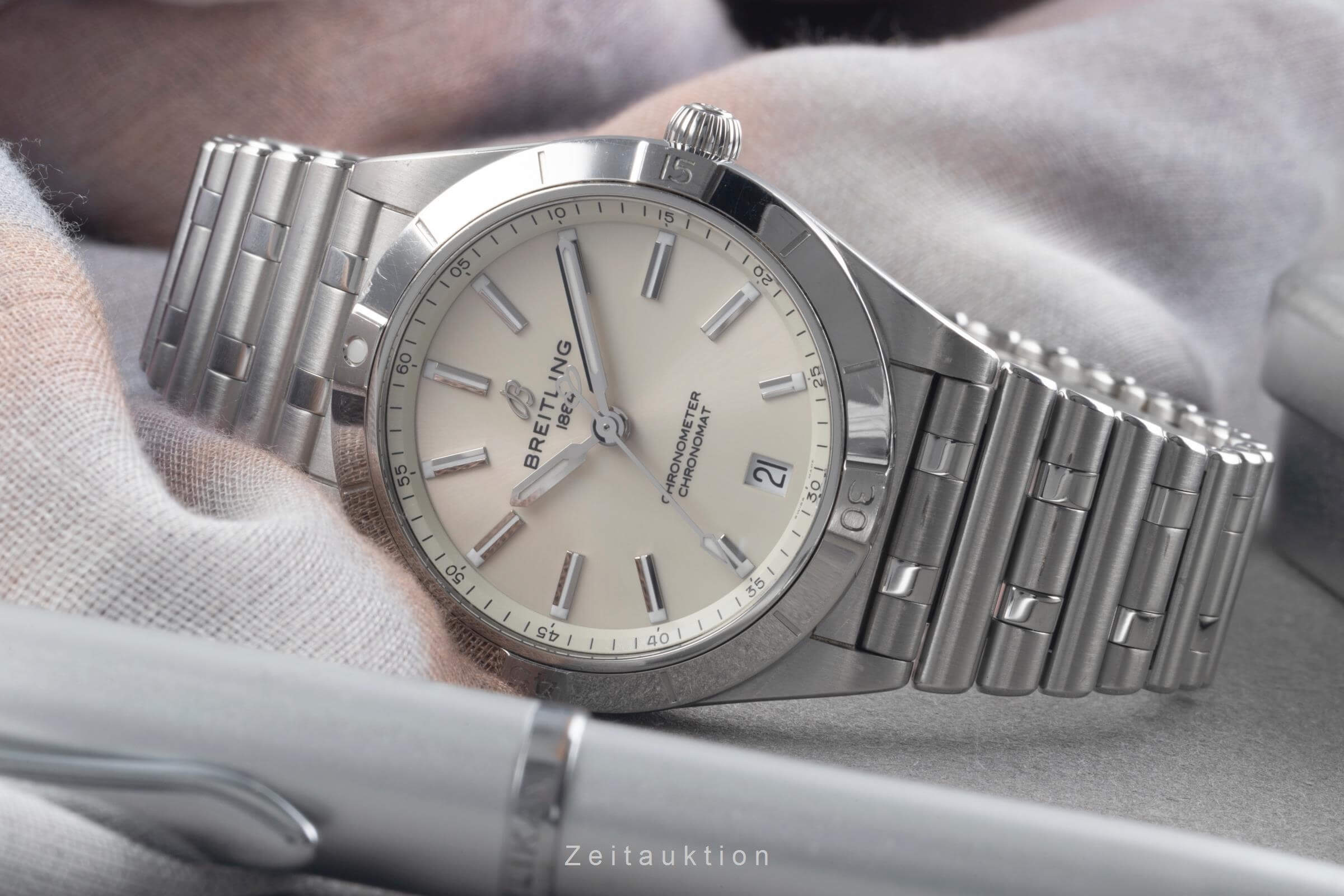 Breitling Chronomat steel automatic men's watch A10380101A3A1 LP: 5100EUR  [2500838] - Image 3