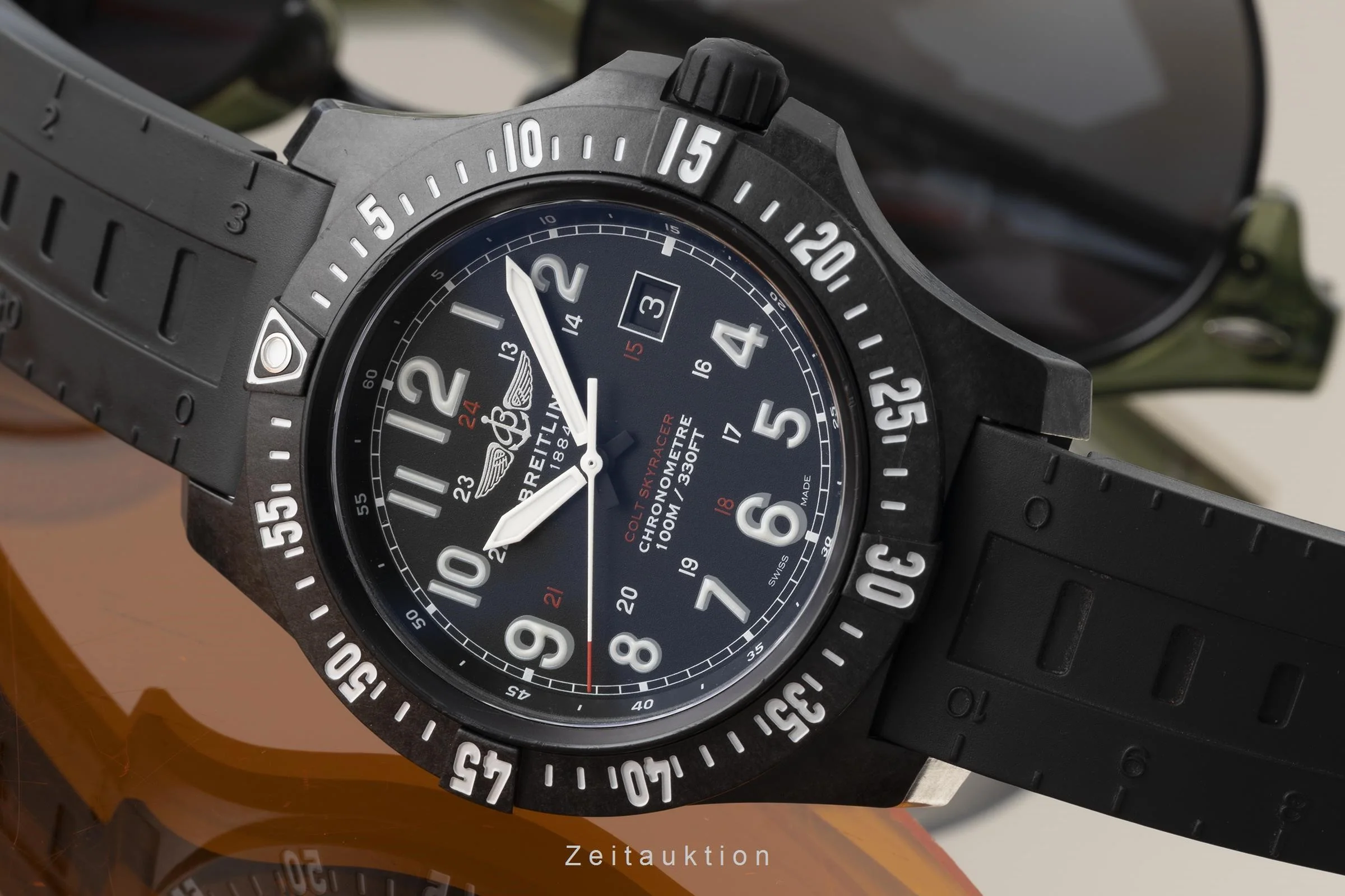 Breitling Colt breitlight quartz men's watch X74320E4/BF87  [2300450] - Image 2