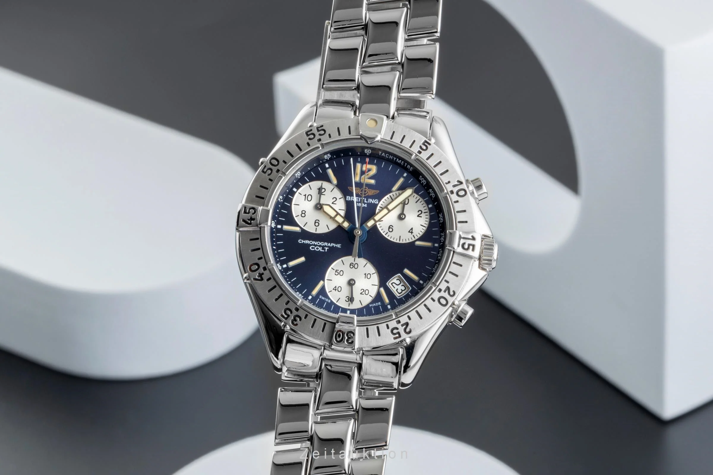 Breitling Colt Chronograph  chronograph steel quartz men's watch A53035  [2506323] - Image 2