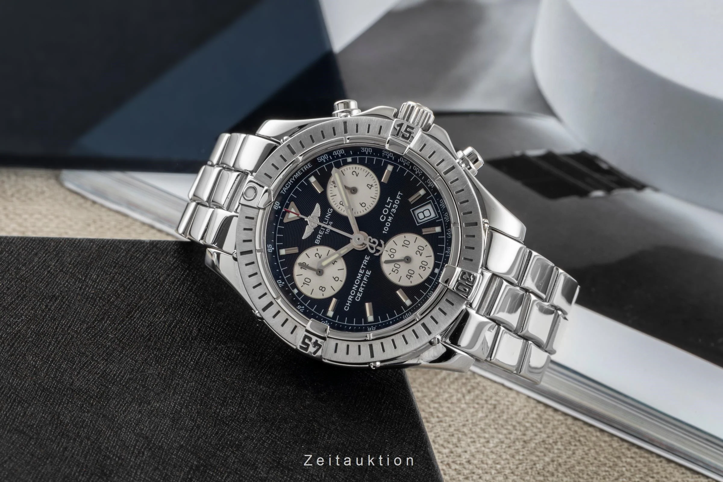 Breitling Colt Chronograph  chronograph steel quartz men's watch A73350  [2600337] - Image 3