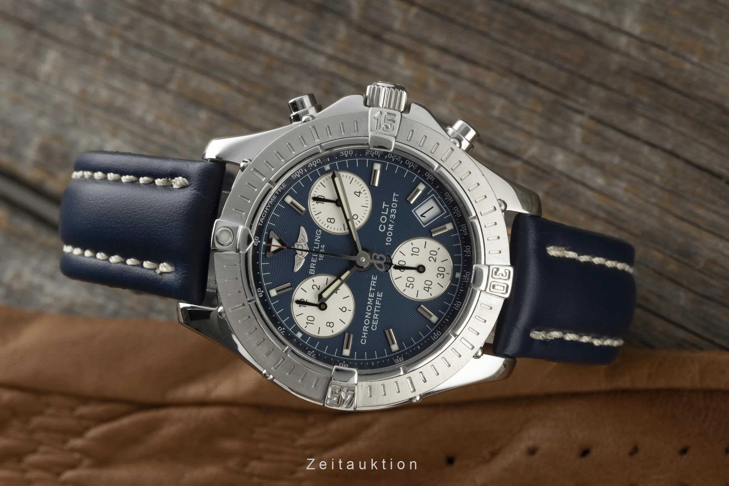 Breitling Colt chronograph steel quartz men's watch A73350  [2200786] - Image 3
