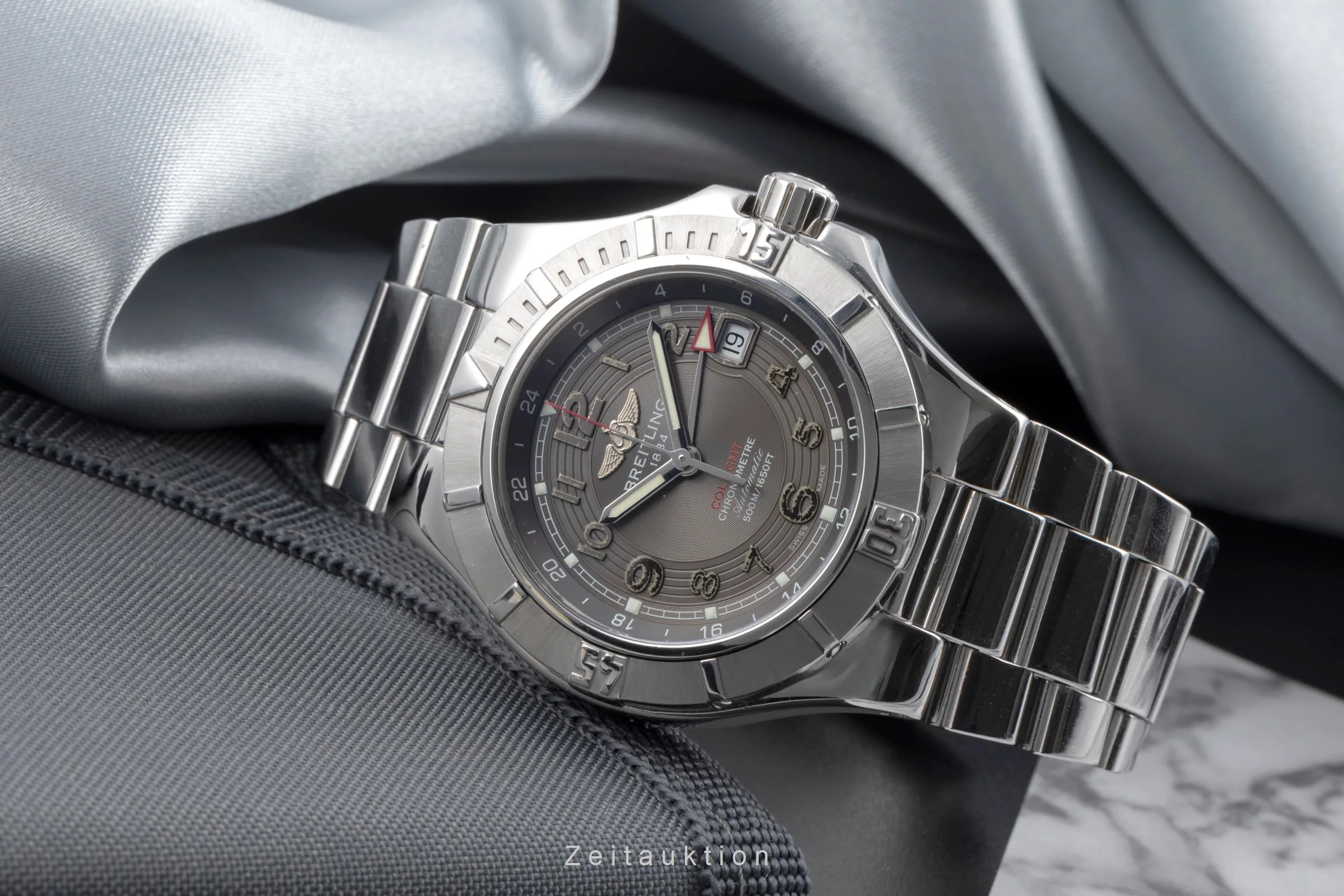 Breitling Colt GMT steel automatic men's watch A32370  [2504310] - Image 3
