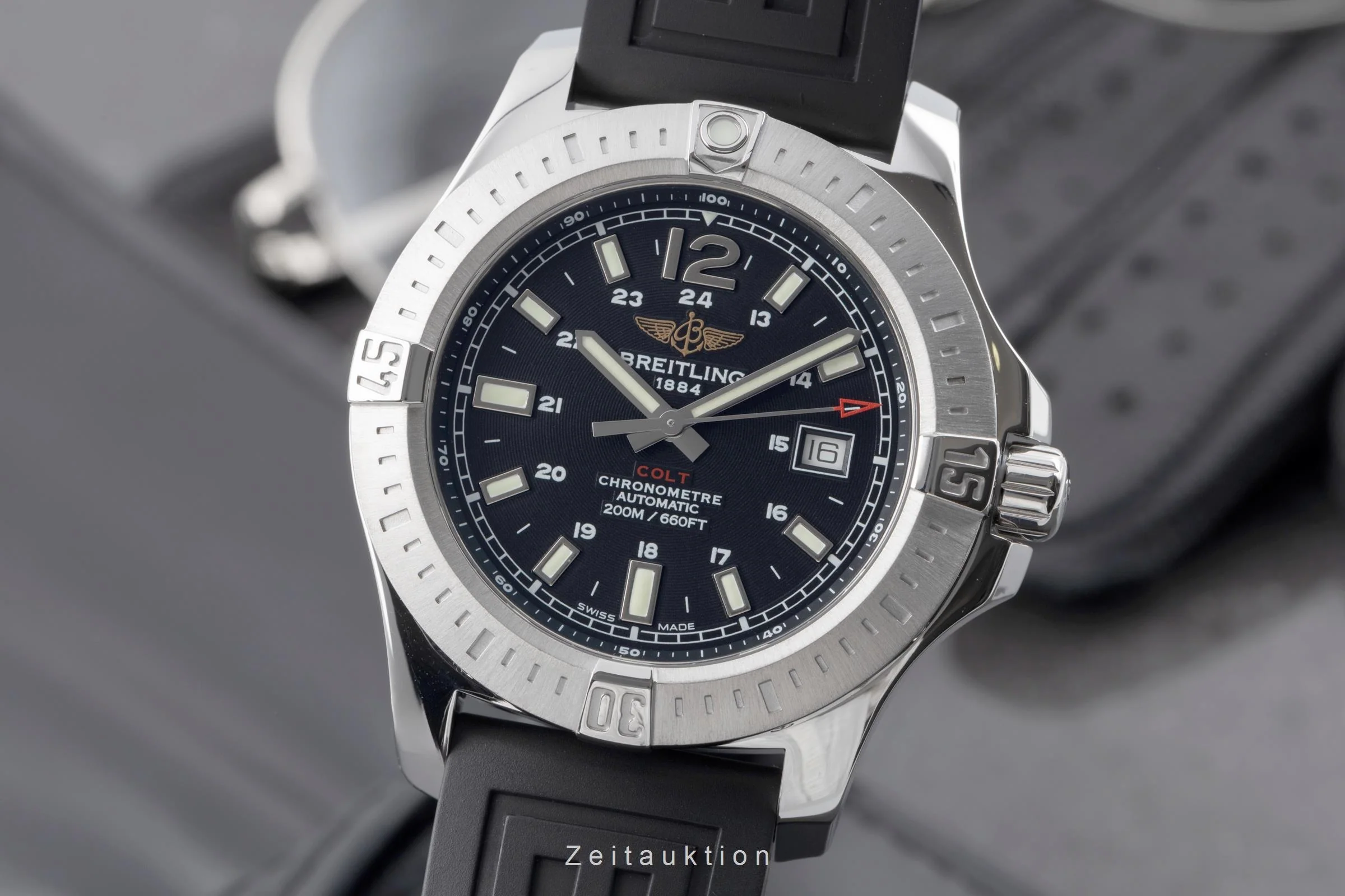 Breitling Colt steel automatic men's watch A17388  [2504787] - Image 2
