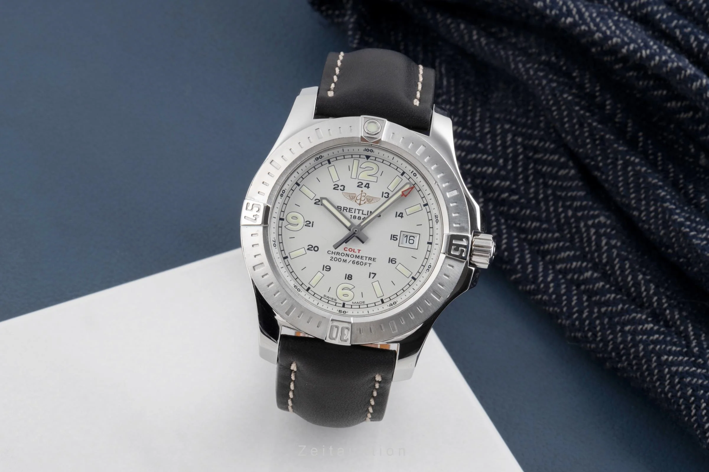Breitling Colt steel quartz men's watch A74388  [2503565] - Image 4