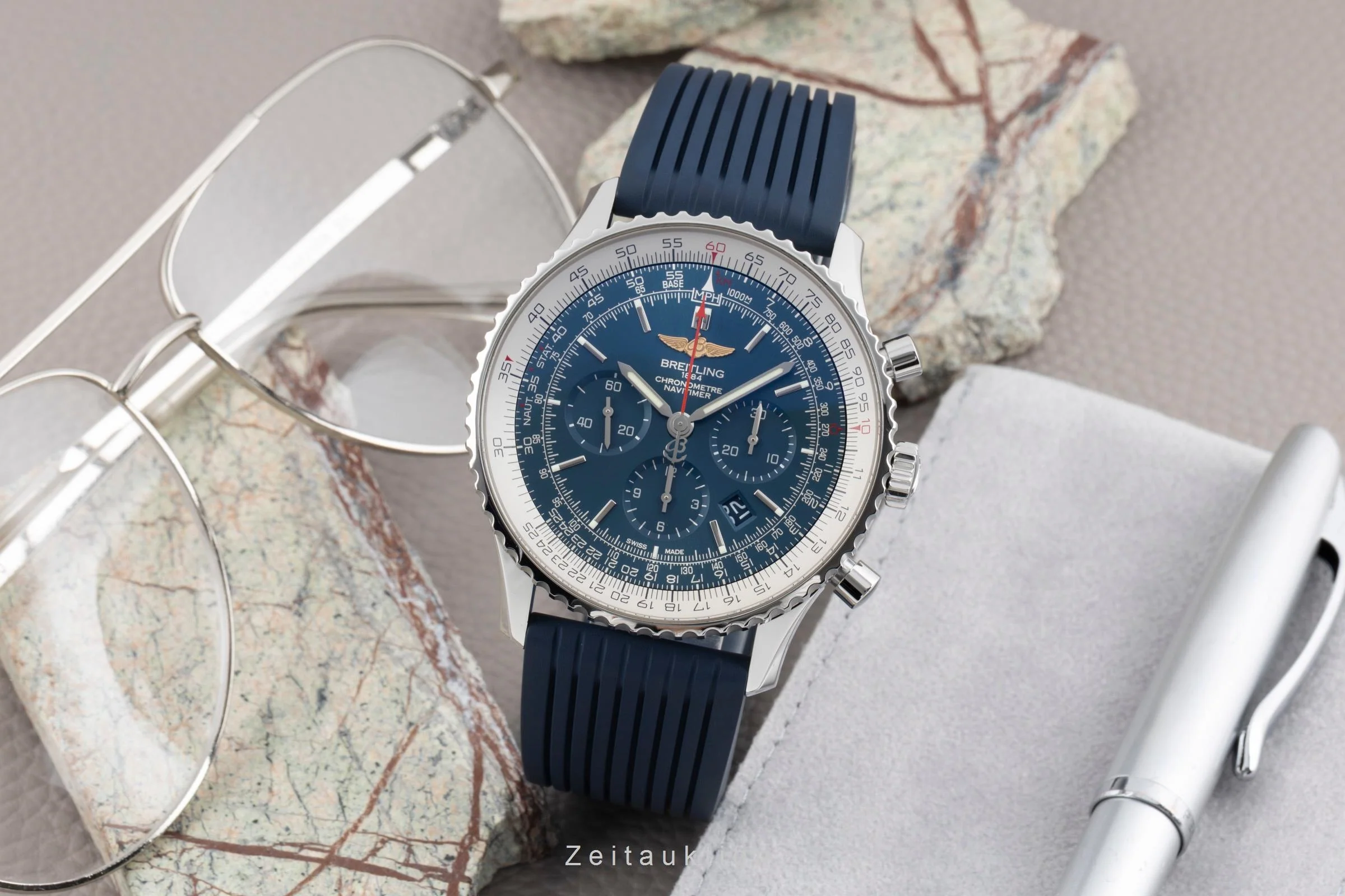 Breitling Navitimer 01 46 chronograph steel automatic men's watch AB012721/C889  [2601076] - Image 4