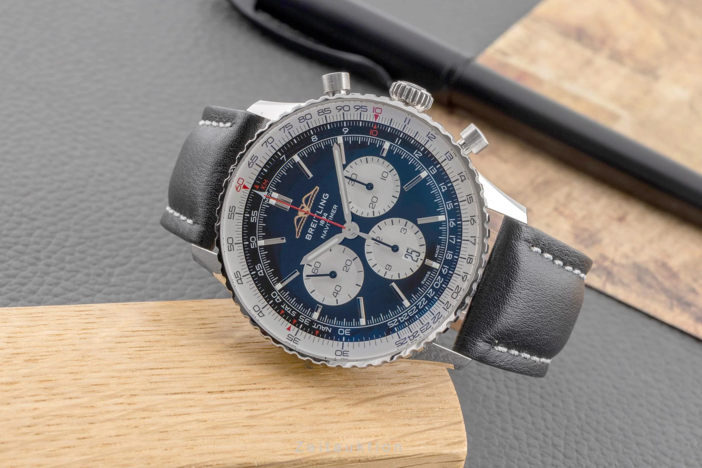 Breitling Navitimer 01 46 chronograph steel automatic men's watch AB0137  [2502497] - Image 3