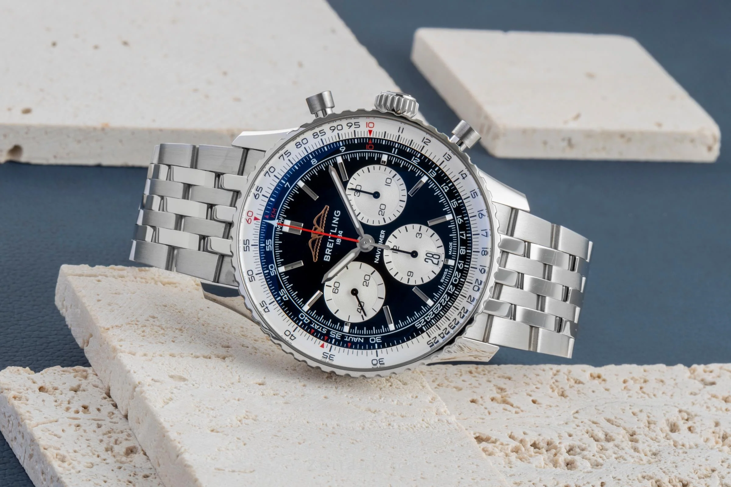 Breitling Navitimer 01 chronograph steel automatic men's watch AB0138 LP: 9650EUR  [2506439] - Image 3