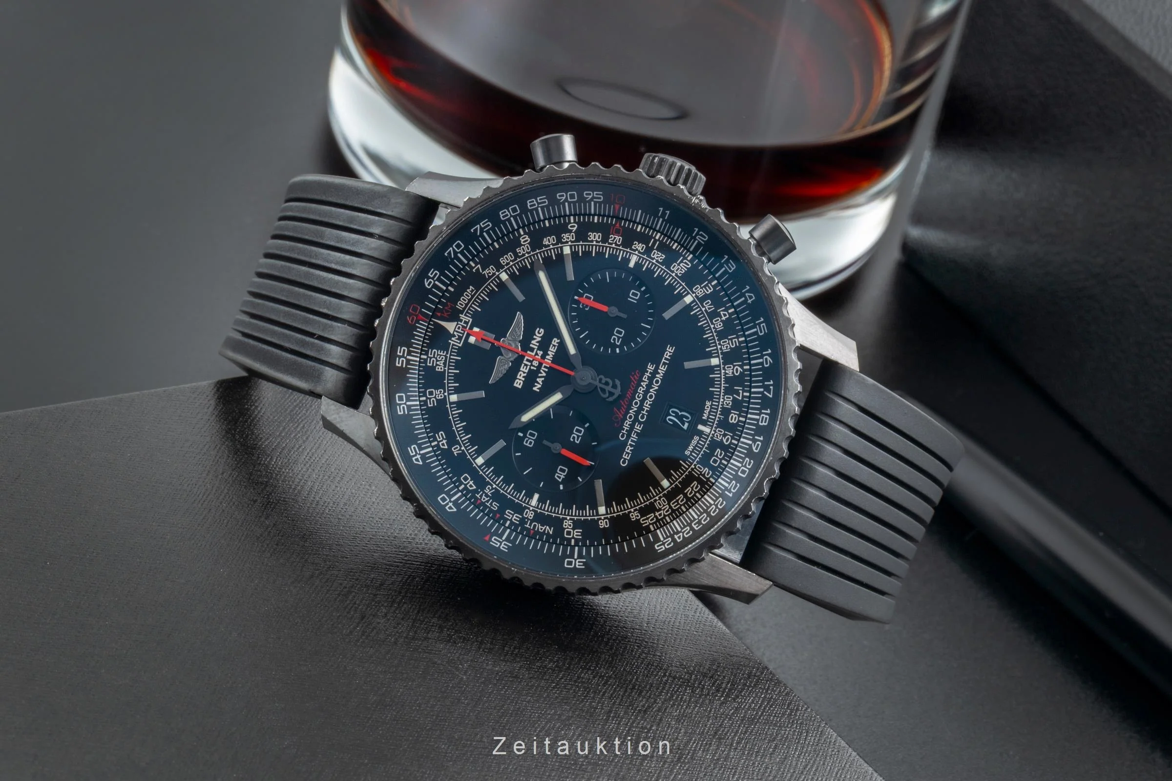 Breitling Navitimer 01 chronograph steel automatic men's watch MB012822/BE51  [2506181] - Image 3