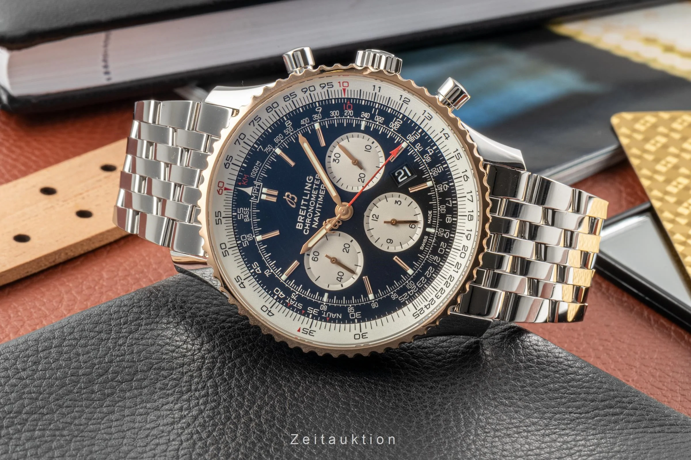 Breitling Navitimer 01 chronograph steel / gold automatic men's watch UB0127 LP: 11250EUR  [2303823] - Image 2