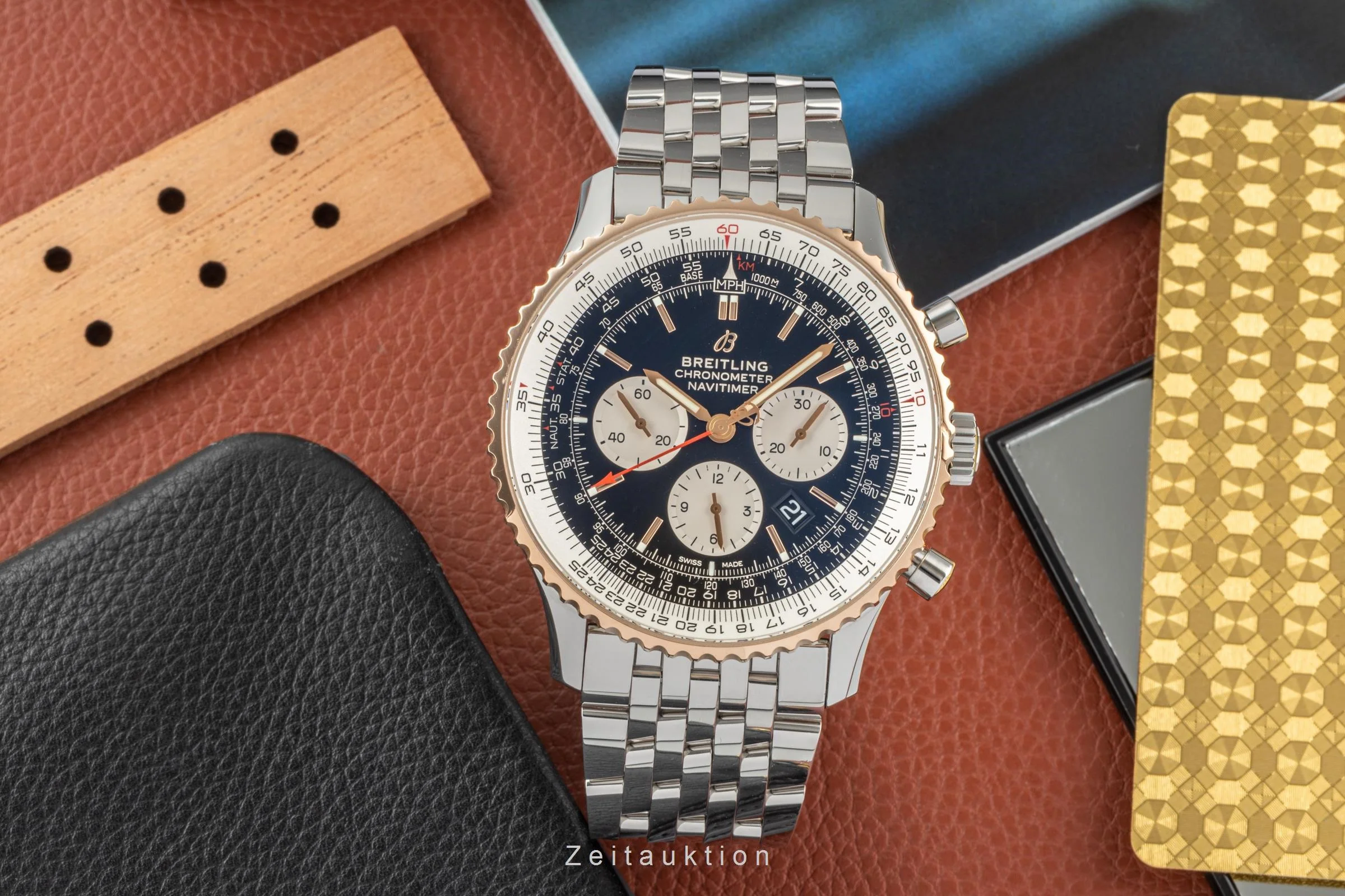 Breitling Navitimer 01 chronograph steel / gold automatic men's watch UB0127 LP: 11250EUR  [2303823] - Image 3