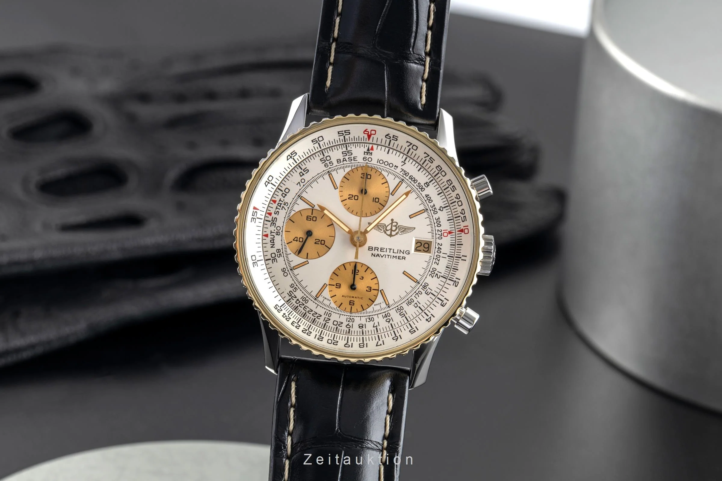 Breitling Navitimer chronograph gilt / steel automatic men's watch 81610  [2504456] - Image 2