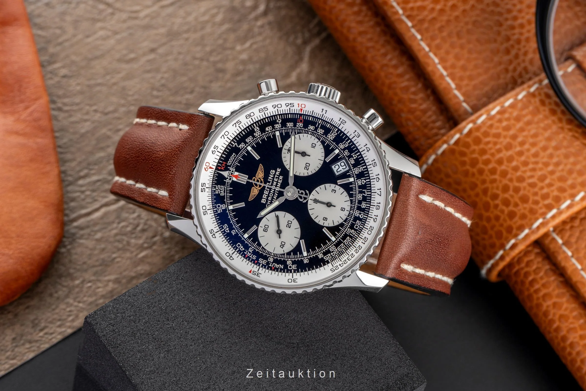 Breitling Navitimer chronograph steel automatic men's watch A23322 LP: 9300EUR  [2504235] - Image 3