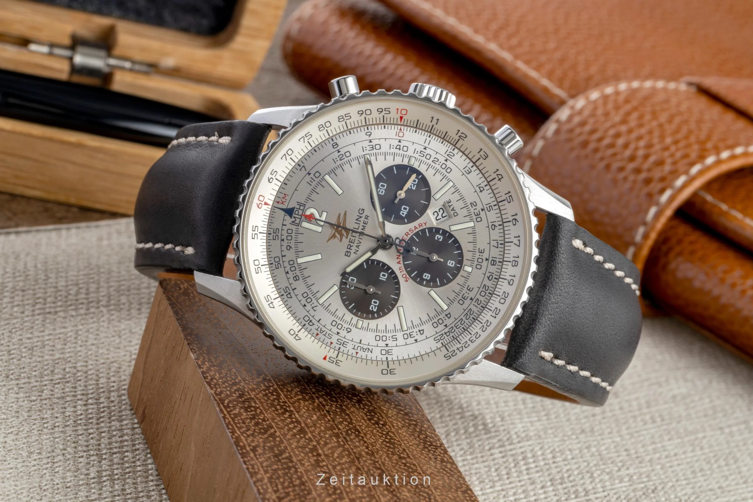 Breitling Navitimer chronograph steel automatic men's watch A4132213/E505  [2503866] - Image 3