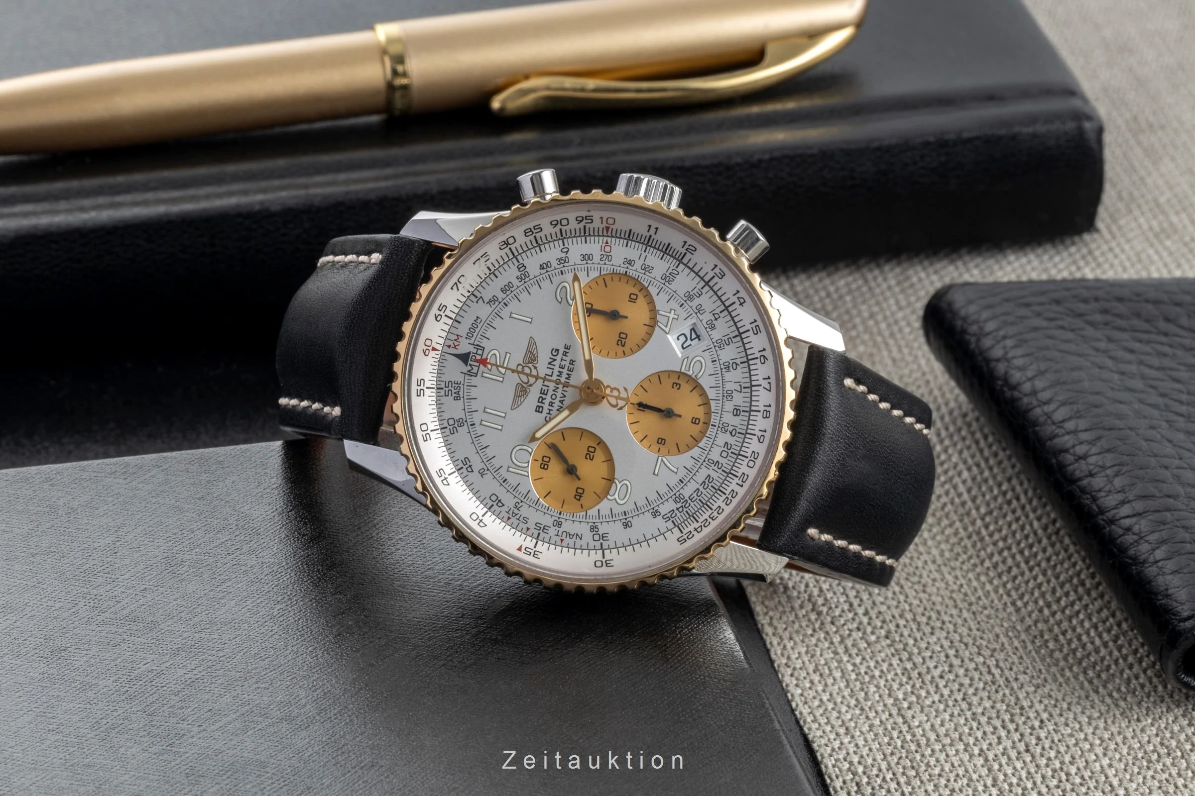 Breitling Navitimer chronograph steel / gold automatic men's watch D23322  [2504902] - Image 3