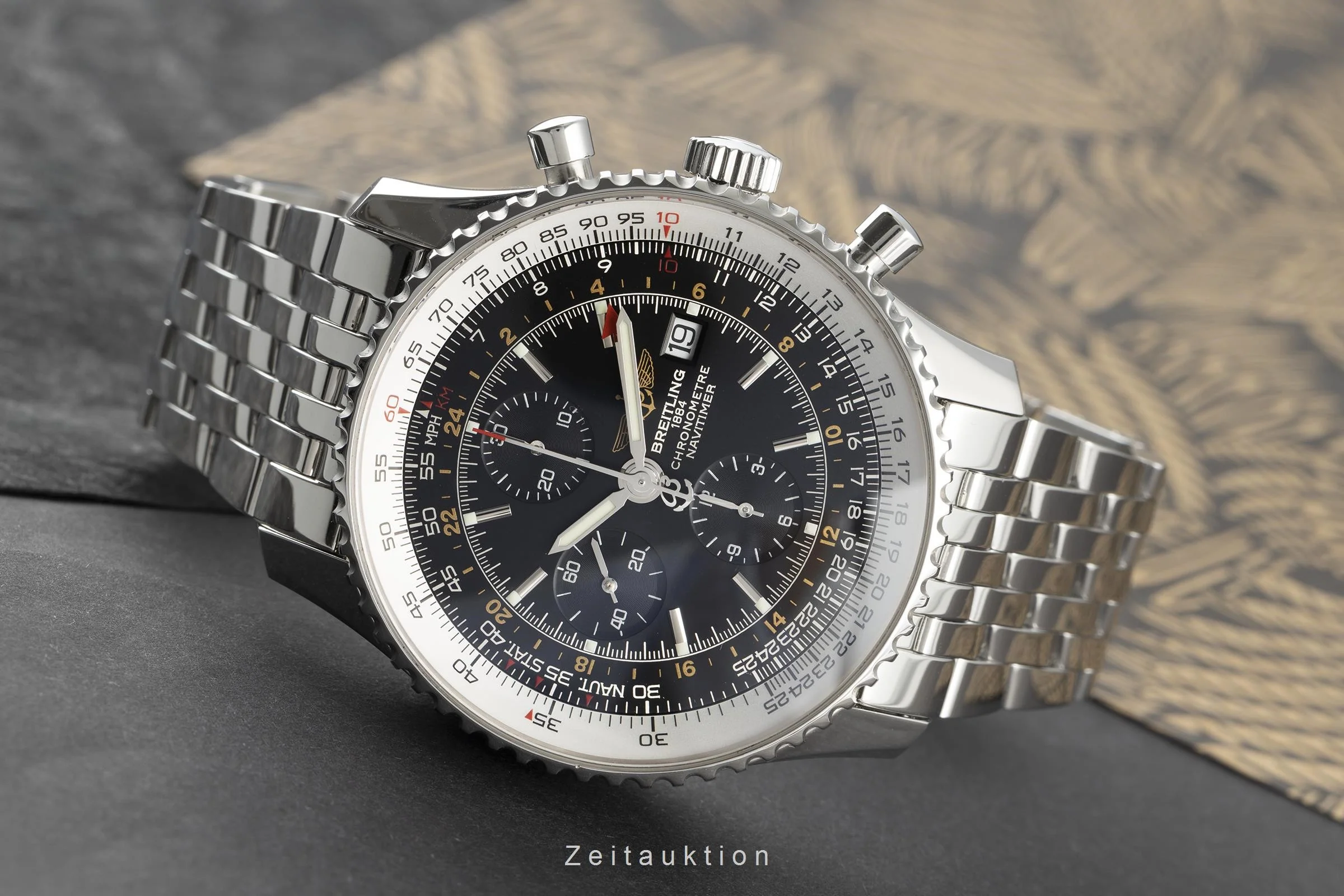 Breitling Navitimer World chronograph steel automatic men's watch A24322 LP: 6950EUR  [2109182] - Image 2