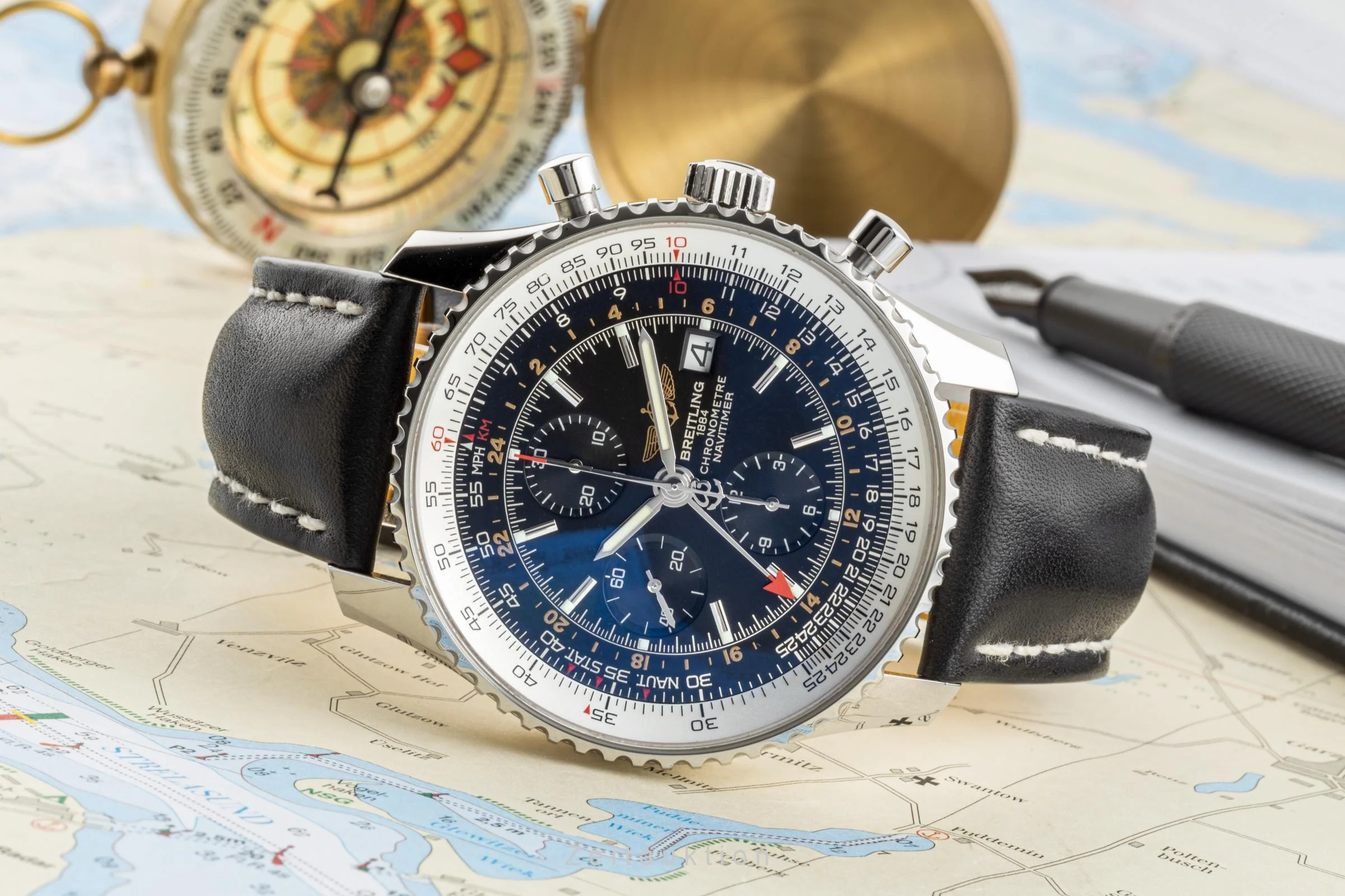 Breitling Navitimer World chronograph steel automatic men's watch A24322 LP: 8900EUR  [2207271] - Image 2