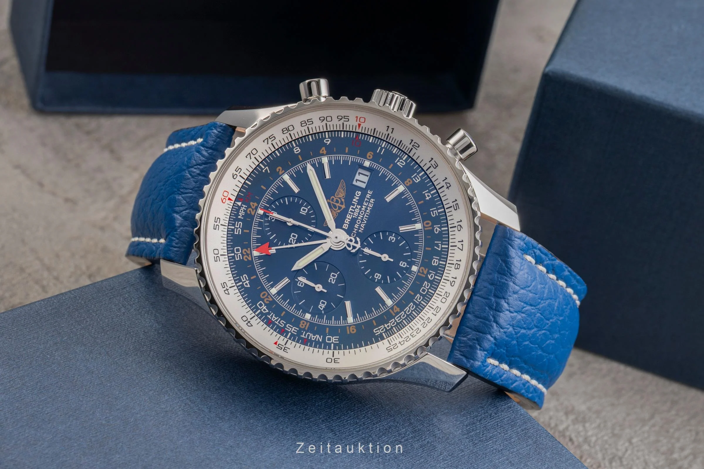Breitling Navitimer World chronograph steel automatic men's watch A24322  [2504027] - Image 3