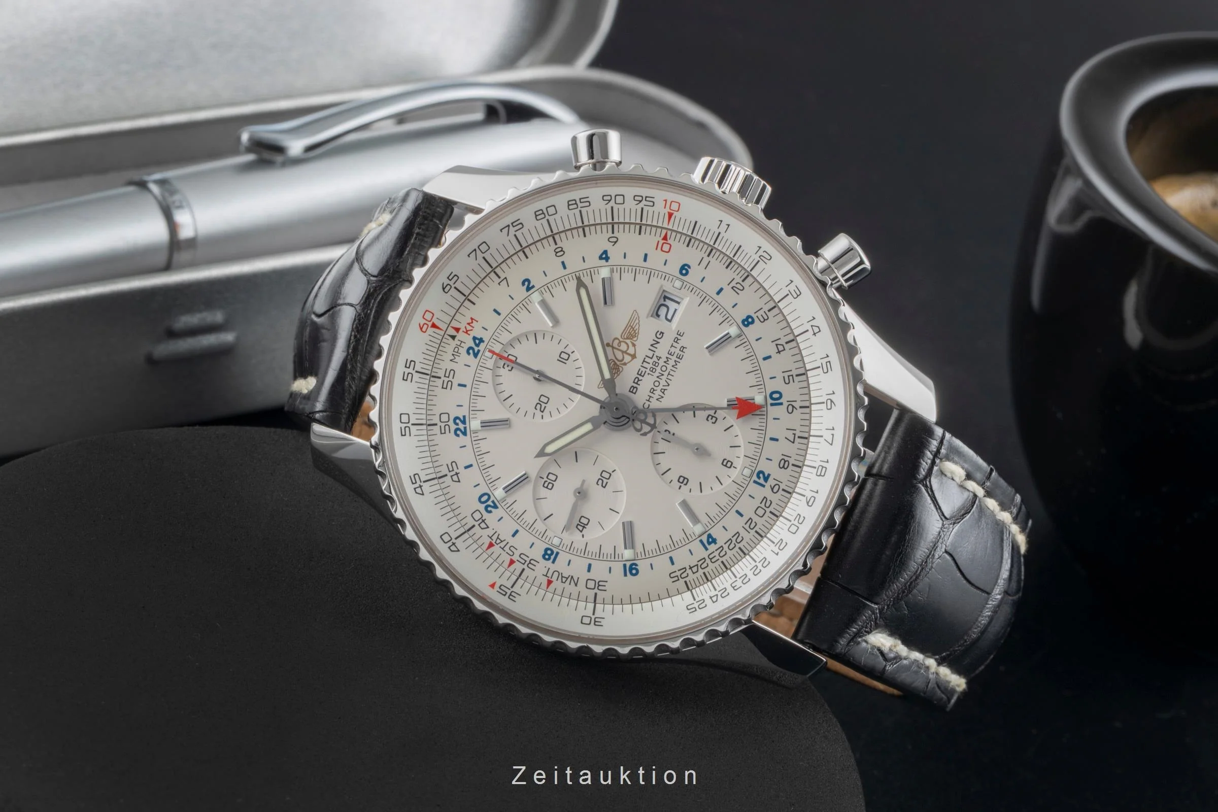Breitling Navitimer World chronograph steel automatic men's watch A24322  [2505671] - Image 3