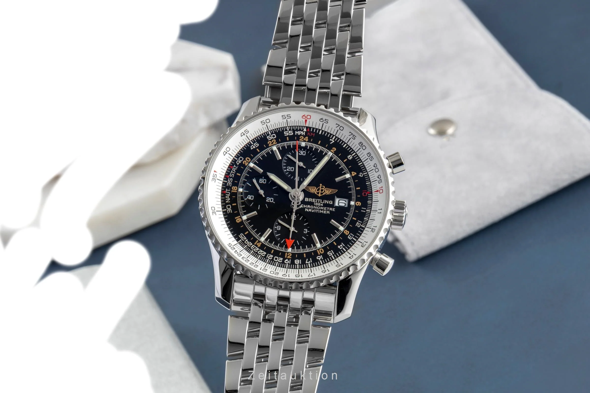 Breitling Navitimer World chronograph steel automatic men's watch A24322  [2600545] - Image 2