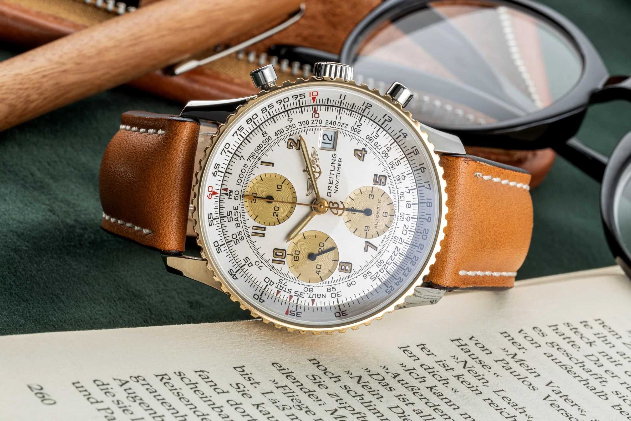 Breitling Old Navitimer chronograph steel / gold automatic men's watch D13022  [2304572] - Image 2