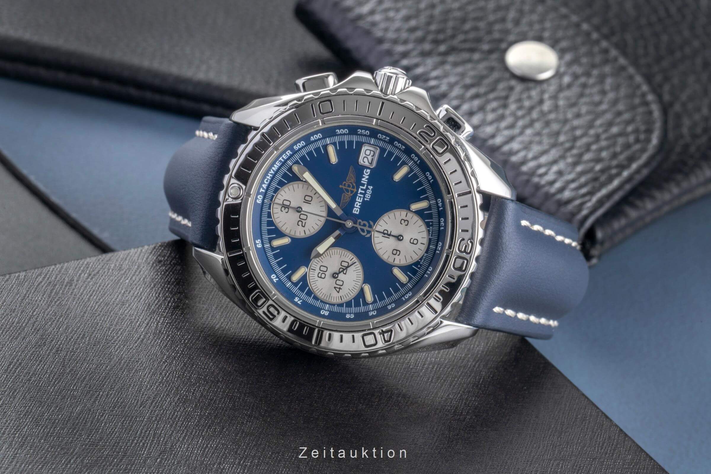 Breitling Shark chronograph steel automatic men's watch A13051-028  [2501426] - Image 3