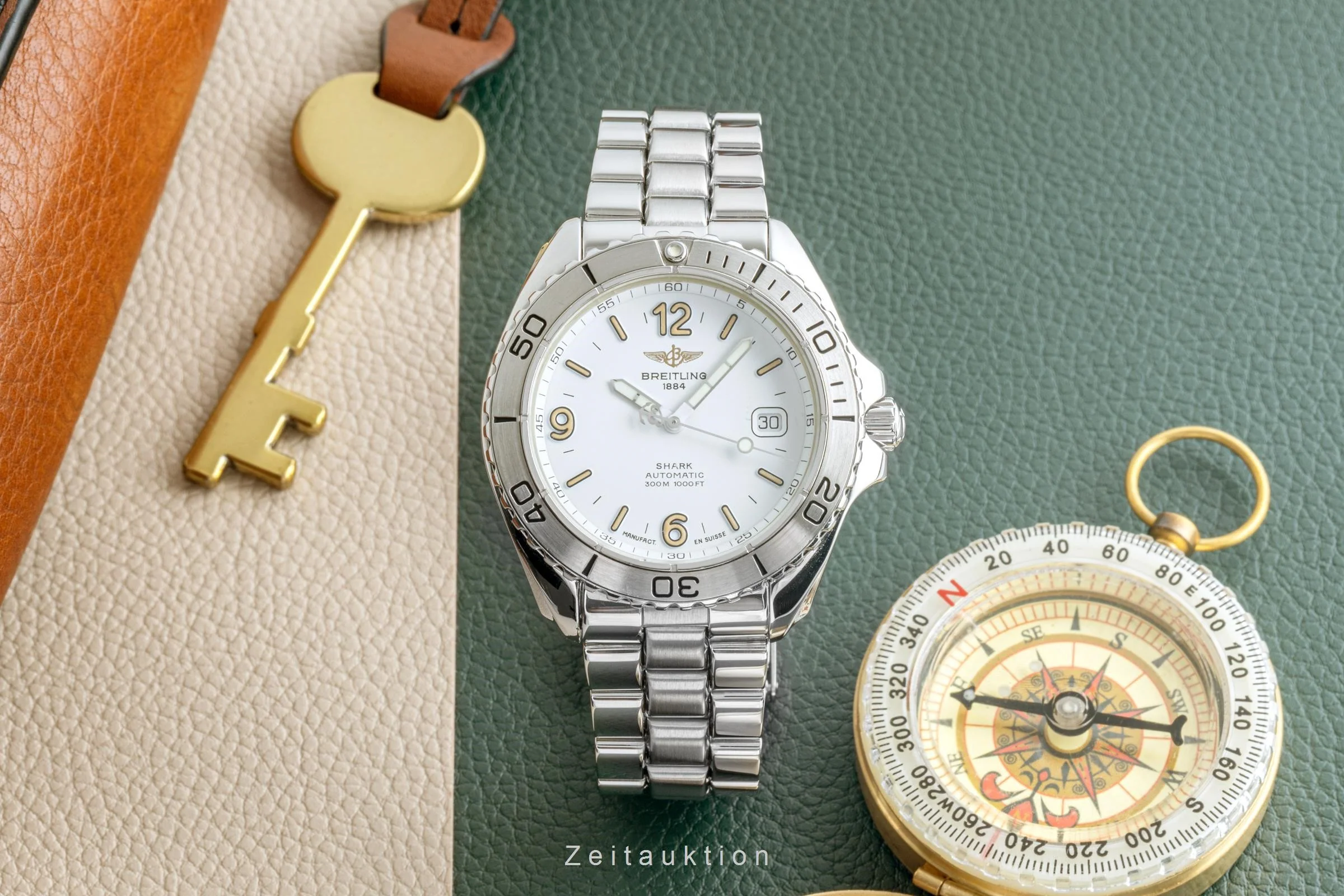 Breitling Shark steel automatic men's watch A17605  [2204009] - Image 2