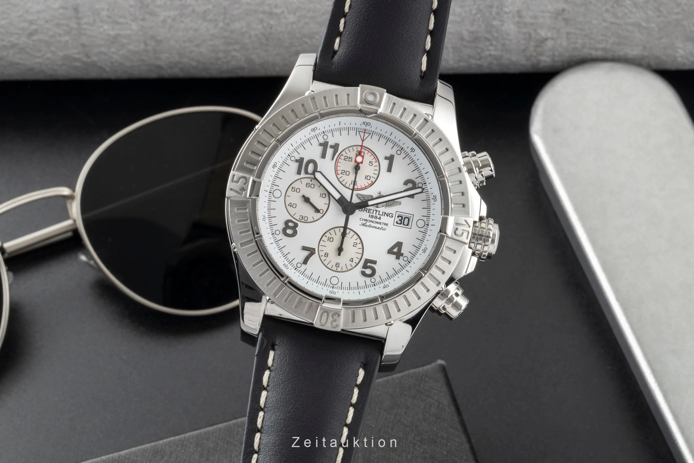 Breitling Super Avenger chronograph steel automatic men's watch A13370  [2601018] - Image 2
