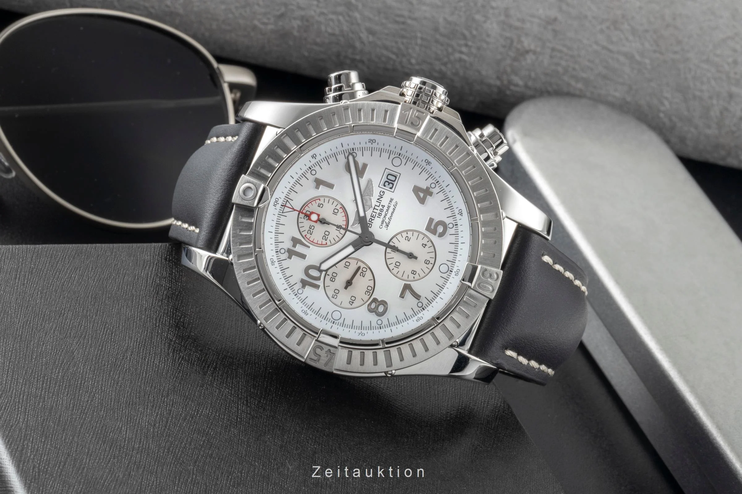 Breitling Super Avenger chronograph steel automatic men's watch A13370  [2601018] - Image 3