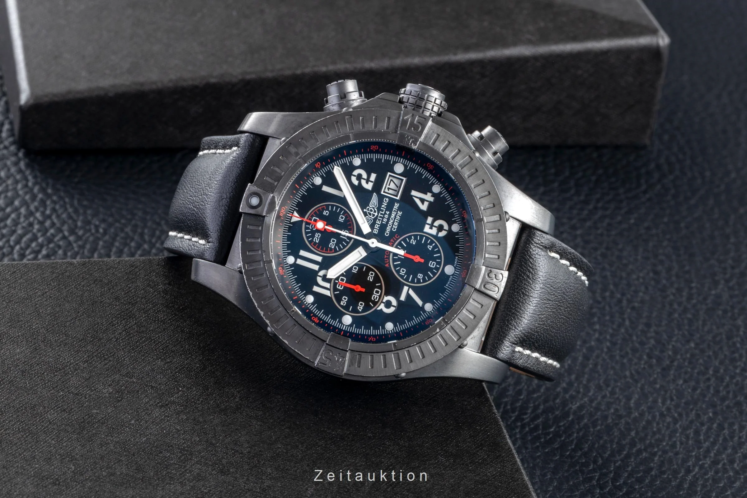 Breitling Super Avenger chronograph steel automatic men's watch M13370 Limited  [2600281] - Image 3