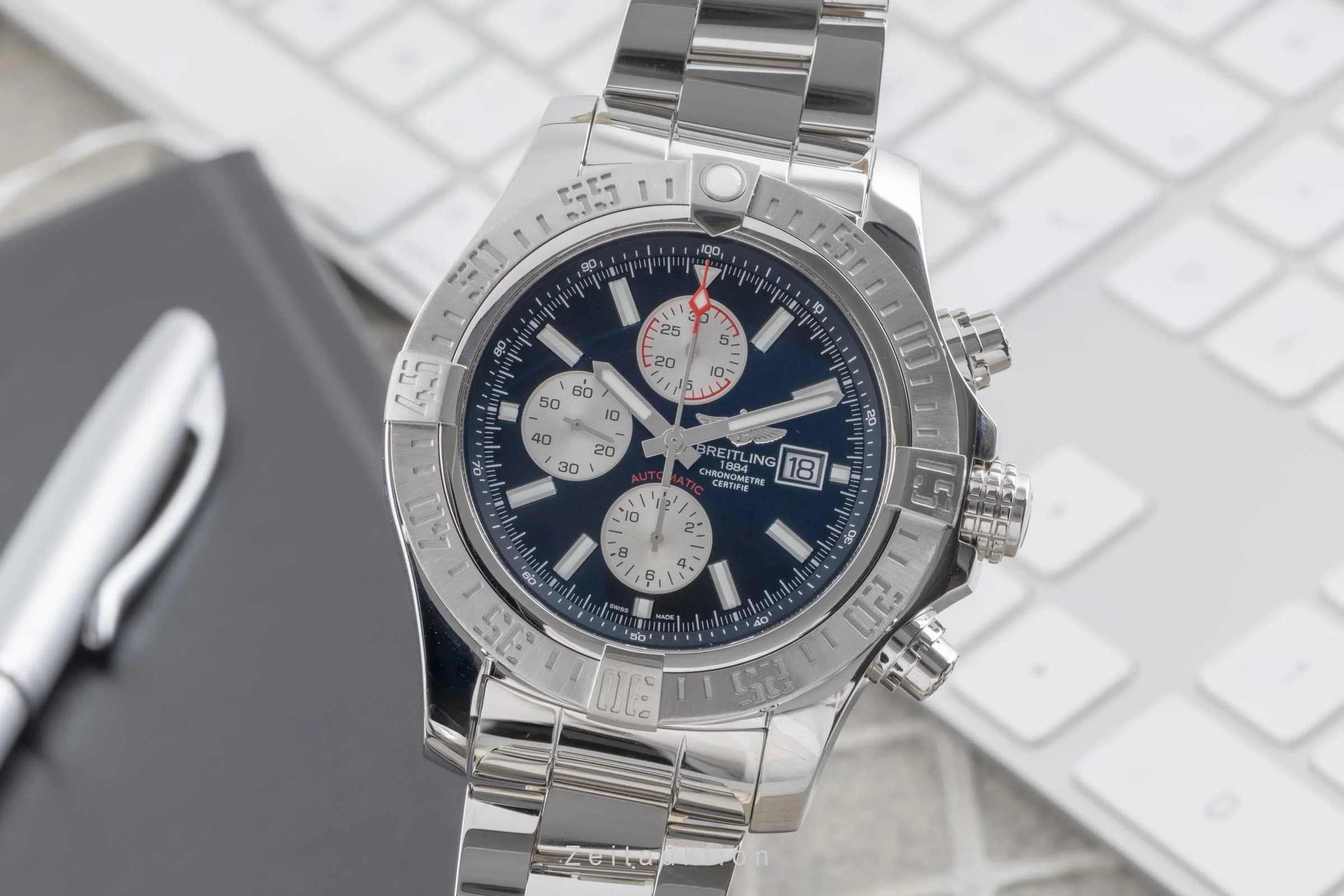 Breitling Super Avenger II chronograph steel automatic men's watch A1337111/BC29/168A  [2502980] - Image 2