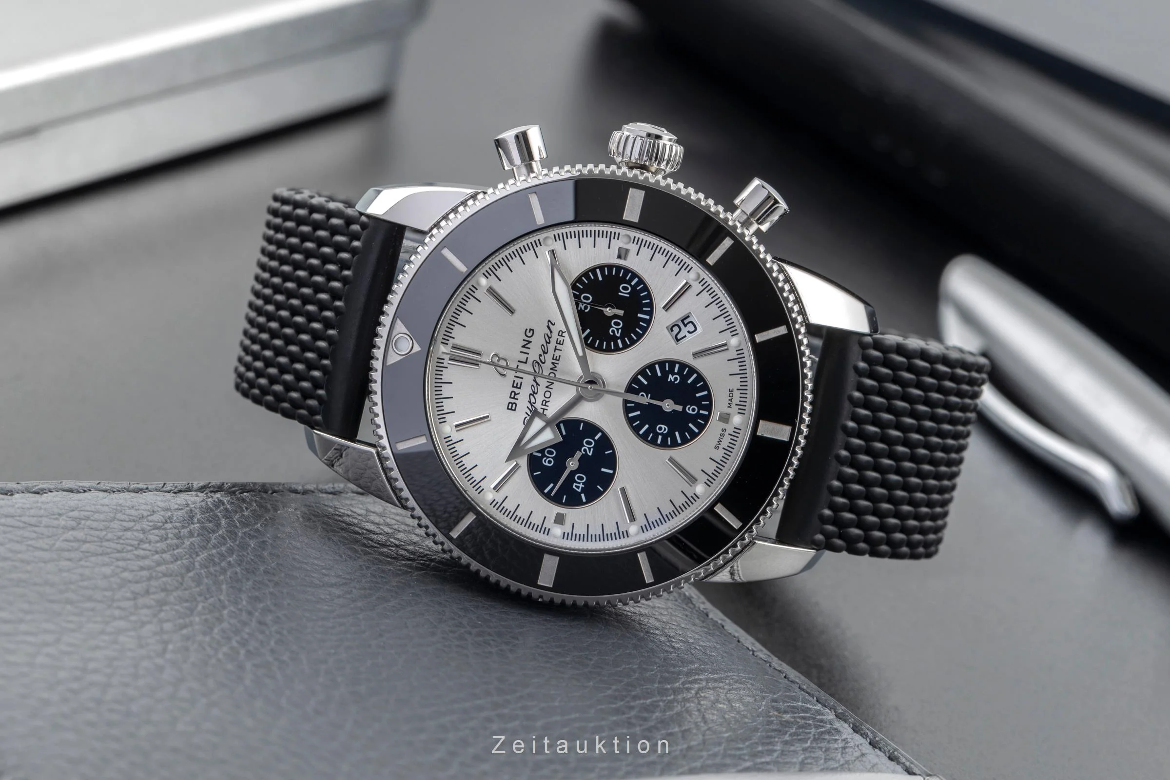 Breitling Superocean chronograph steel automatic men's watch AB0162121G1S1 LP: 8500EUR  [2504581] - Image 3