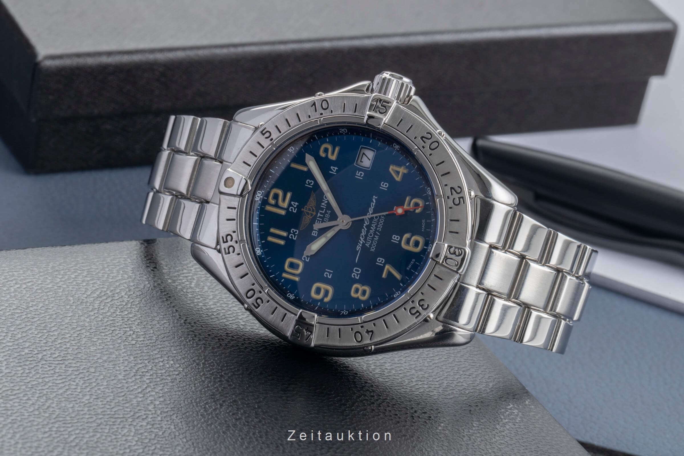 Breitling Superocean steel automatic men's watch A17040  [2501643] - Image 3