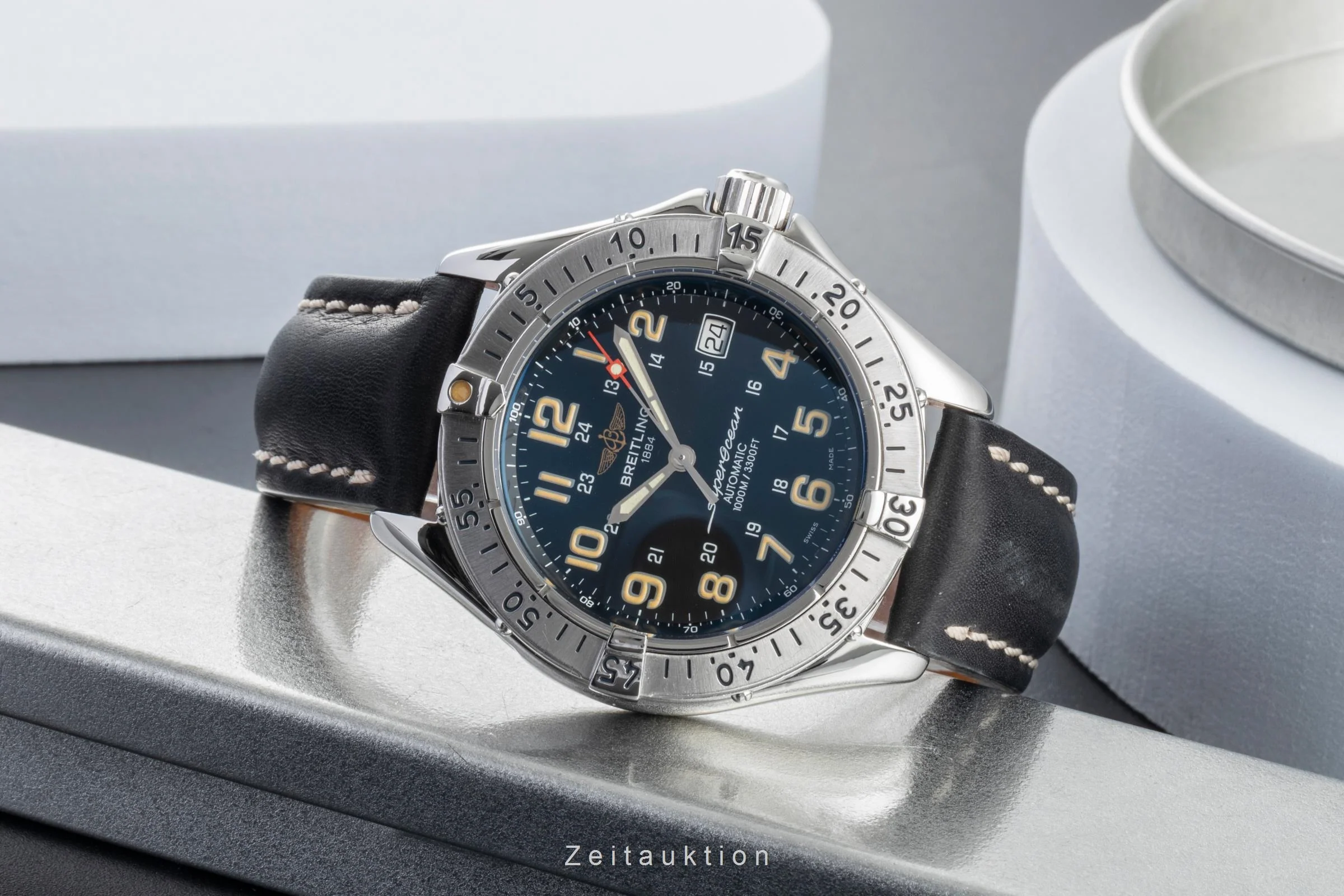 Breitling Superocean steel automatic men's watch A17040  [2507358] - Image 3