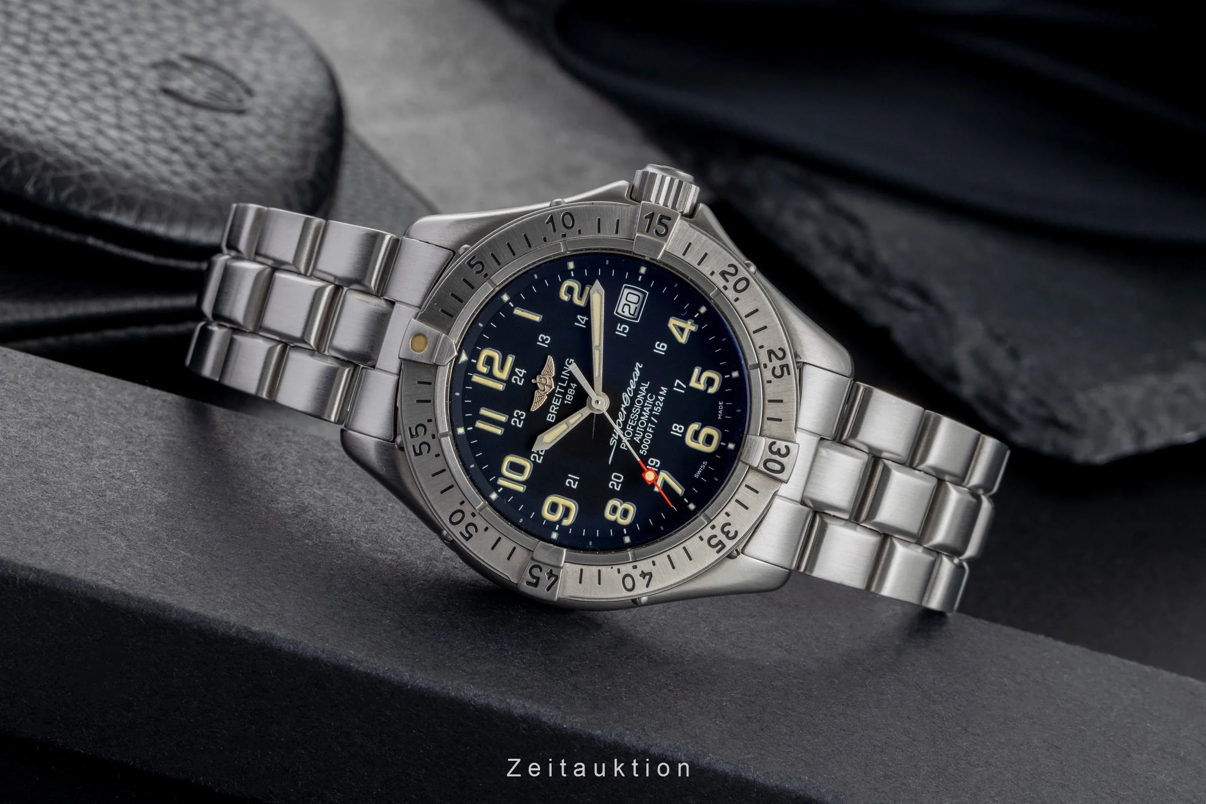 Breitling Superocean steel automatic men's watch A17045  [2504383] - Image 3