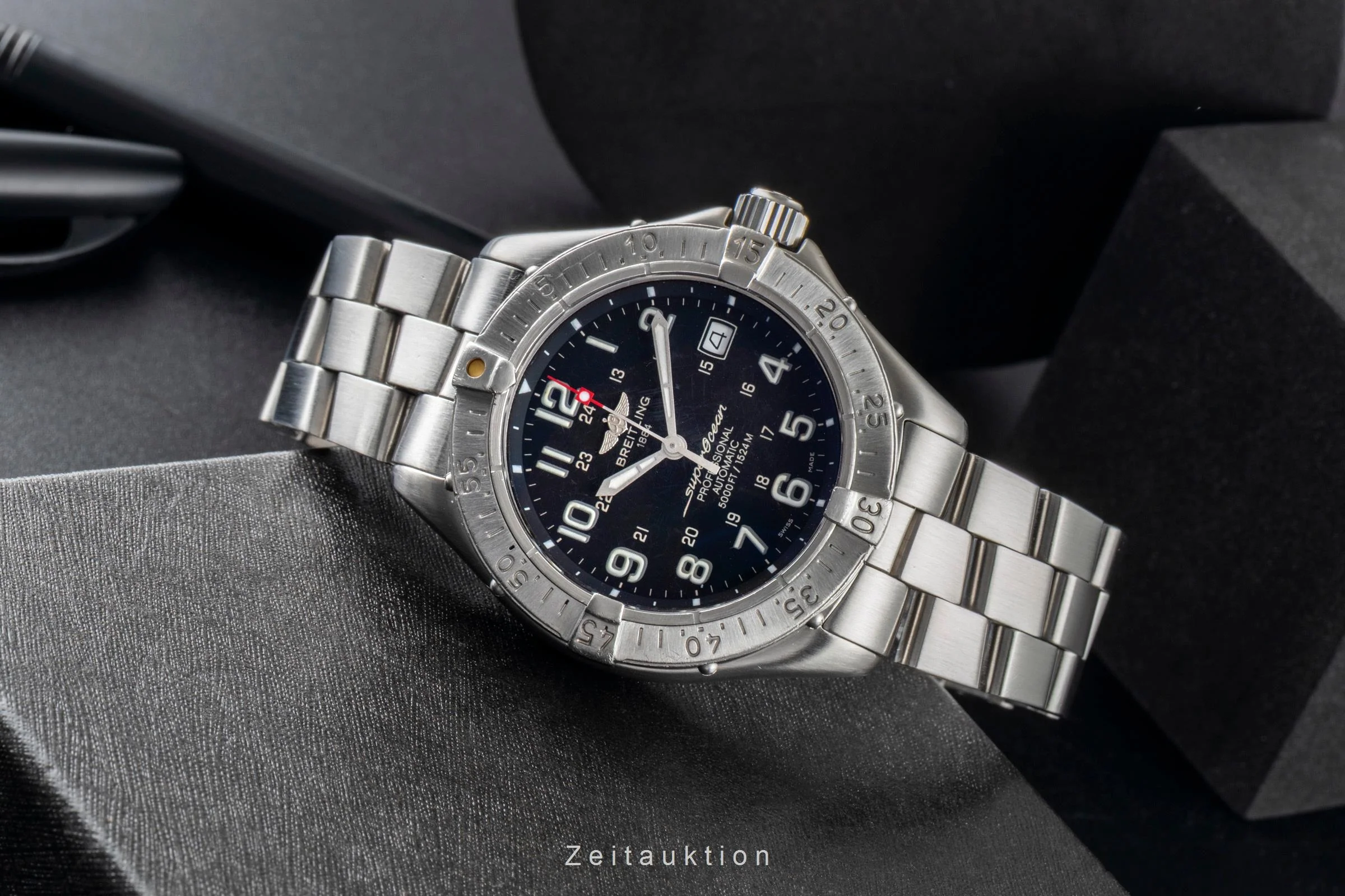 Breitling Superocean steel automatic men's watch A17345  [2600228] - Image 3
