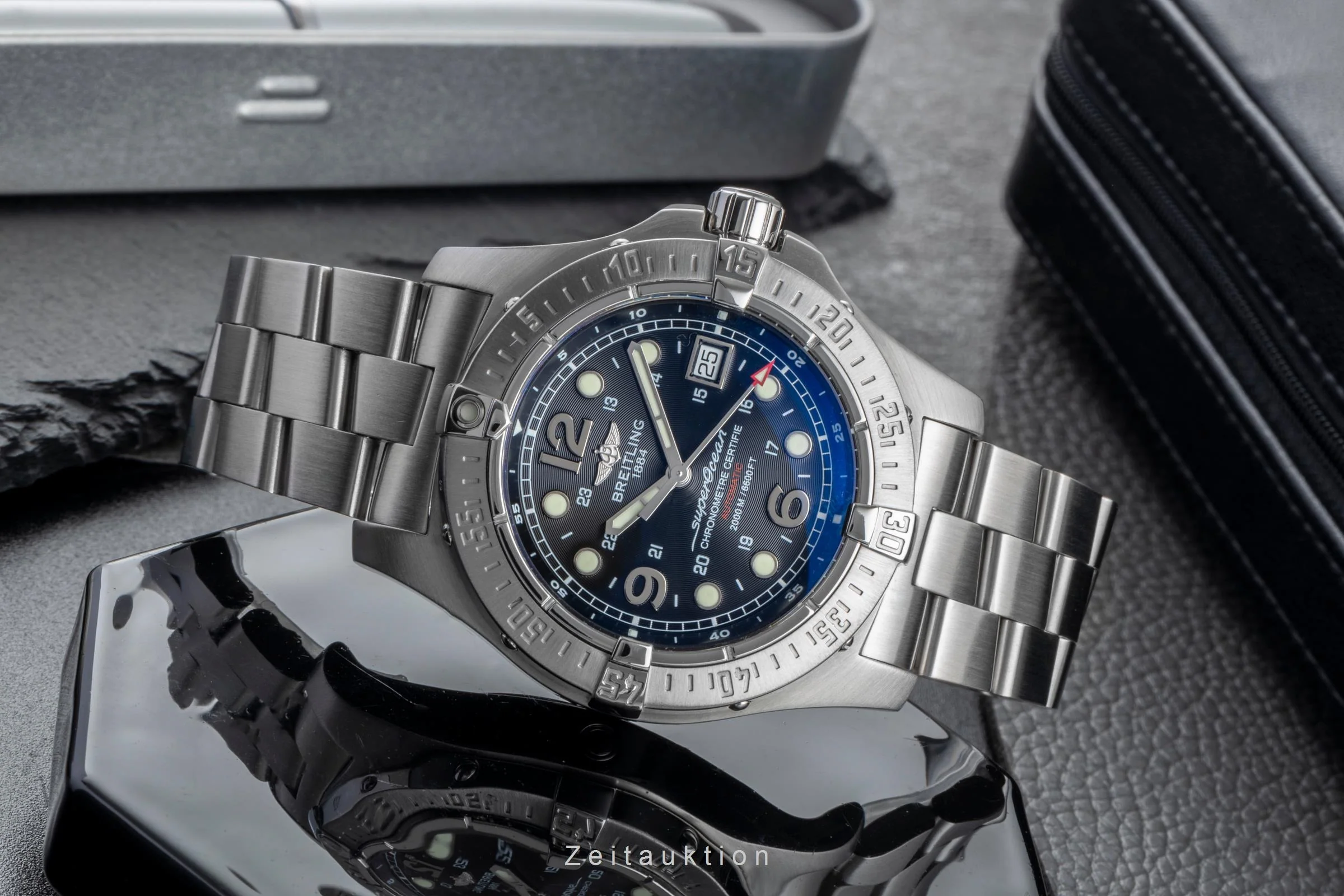 Breitling Superocean steel automatic men's watch A17390  [2506119] - Image 3