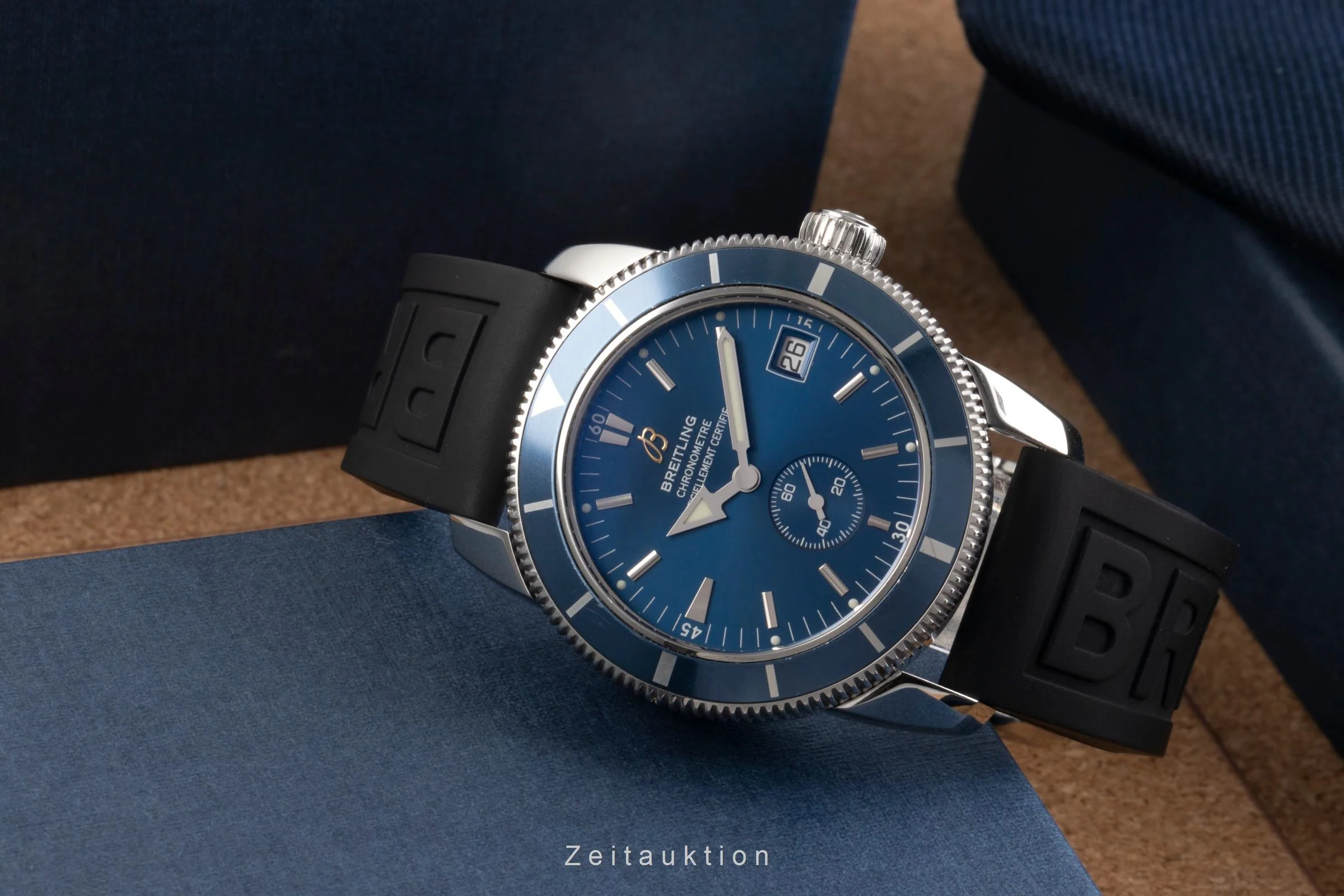 Breitling Superocean steel automatic men's watch A37320  [2503391] - Image 3