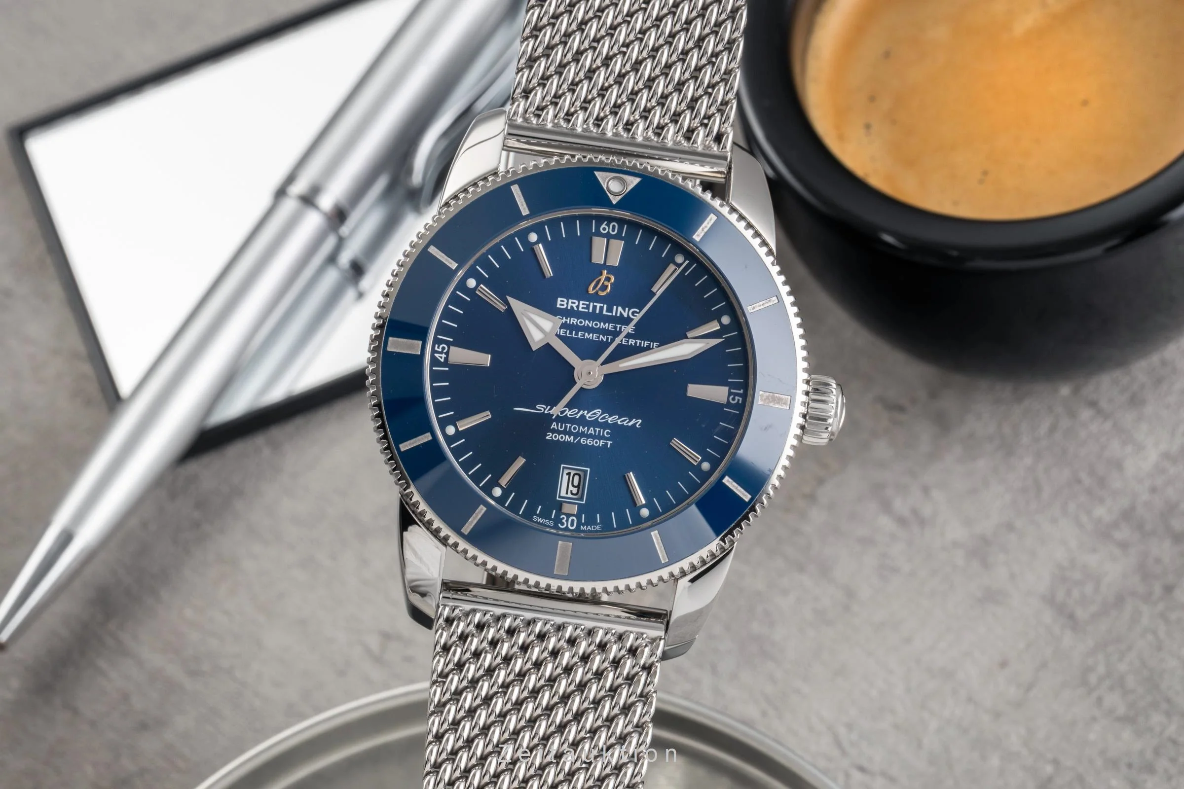 Breitling Superocean steel automatic men's watch AB2020  [2503707] - Image 2