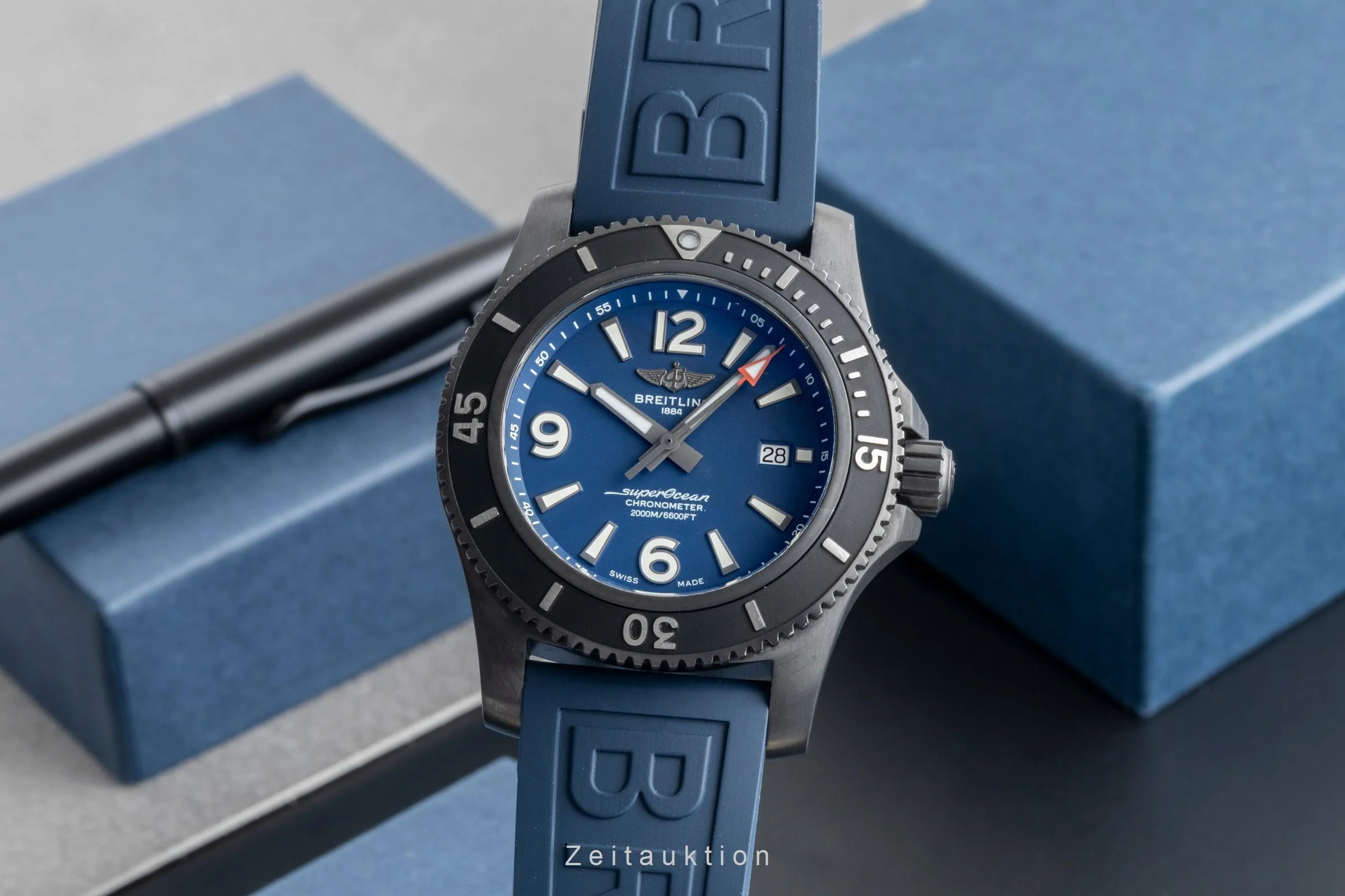Breitling Superocean steel automatic men's watch M17368  [2506218] - Image 2