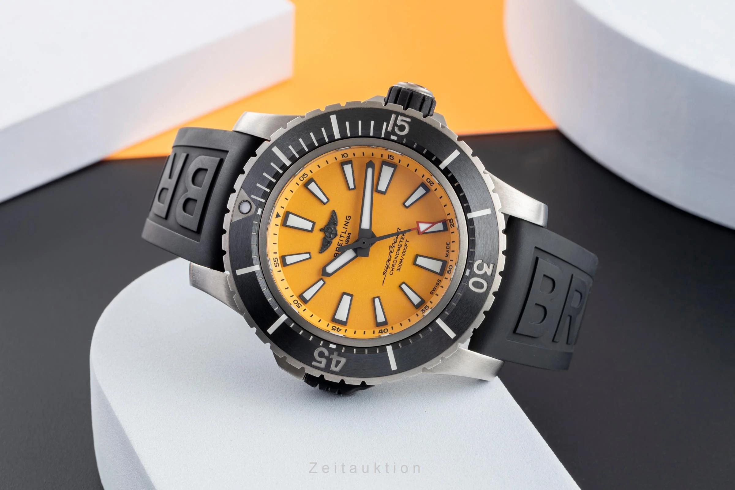 Breitling Superocean titanium automatic men's watch E17369 LP: 6600EUR  [2505348] - Image 3