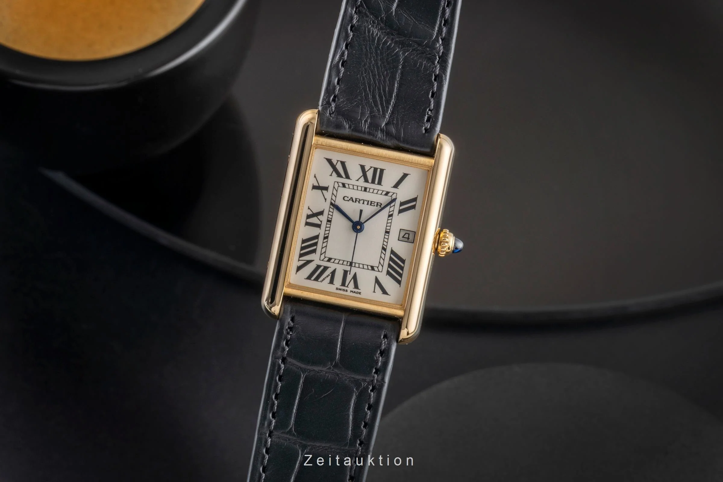 Cartier Louis Cartier 18 ct gold quartz men's watch W1529756  [2600316] - Image 2